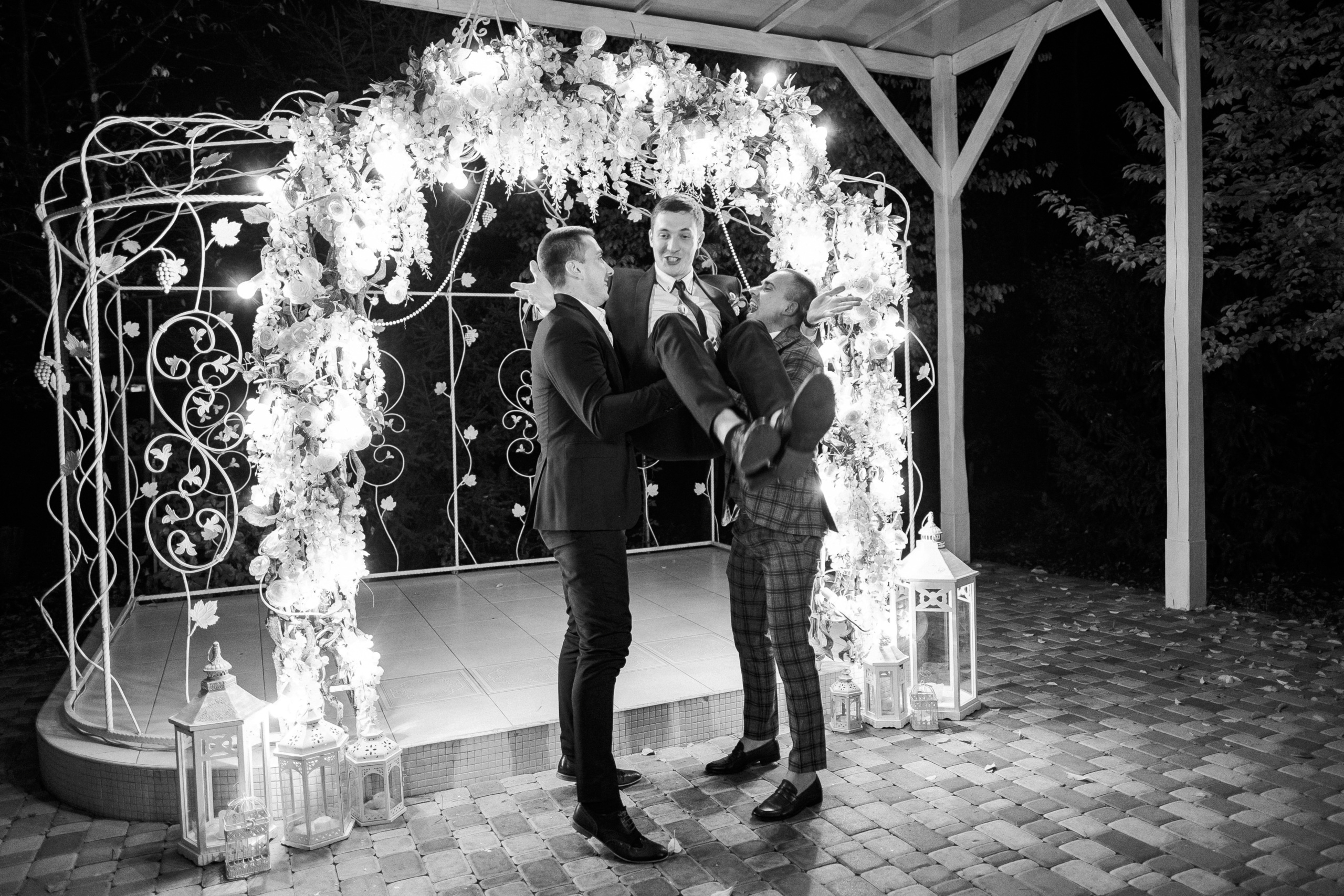 2019 19.10 WeddingStory Евгений+Юлия. Ivan Skufinsky — wedding and family photographer in Vancouver