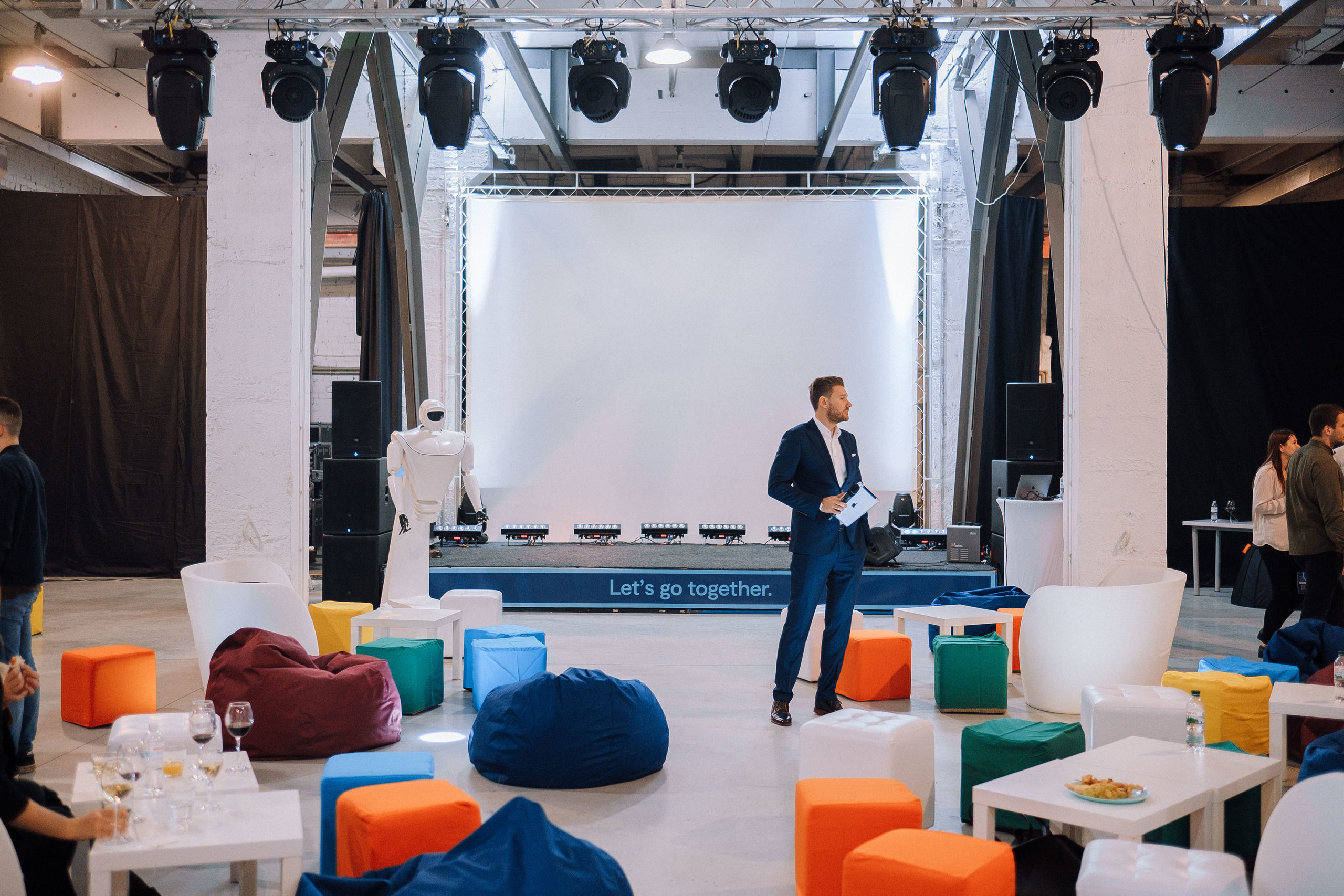 ZEO Alliance 24.10.19 party. Ivan Skufinsky — wedding and family photographer in Vancouver