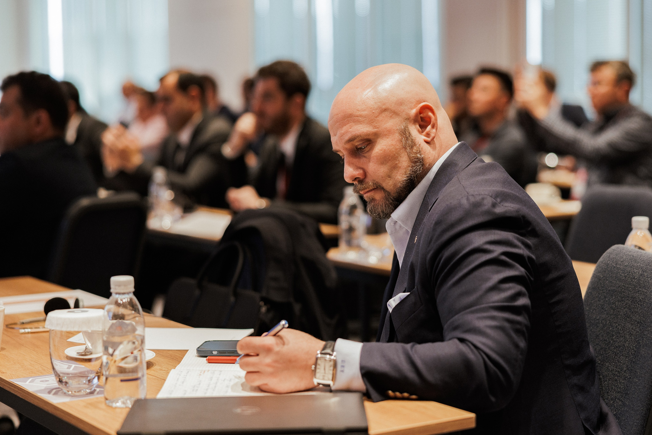 EXECUTIVE RETREAT Izmir Confidence Information Services. Ivan Skufinsky — wedding and family photographer in Vancouver