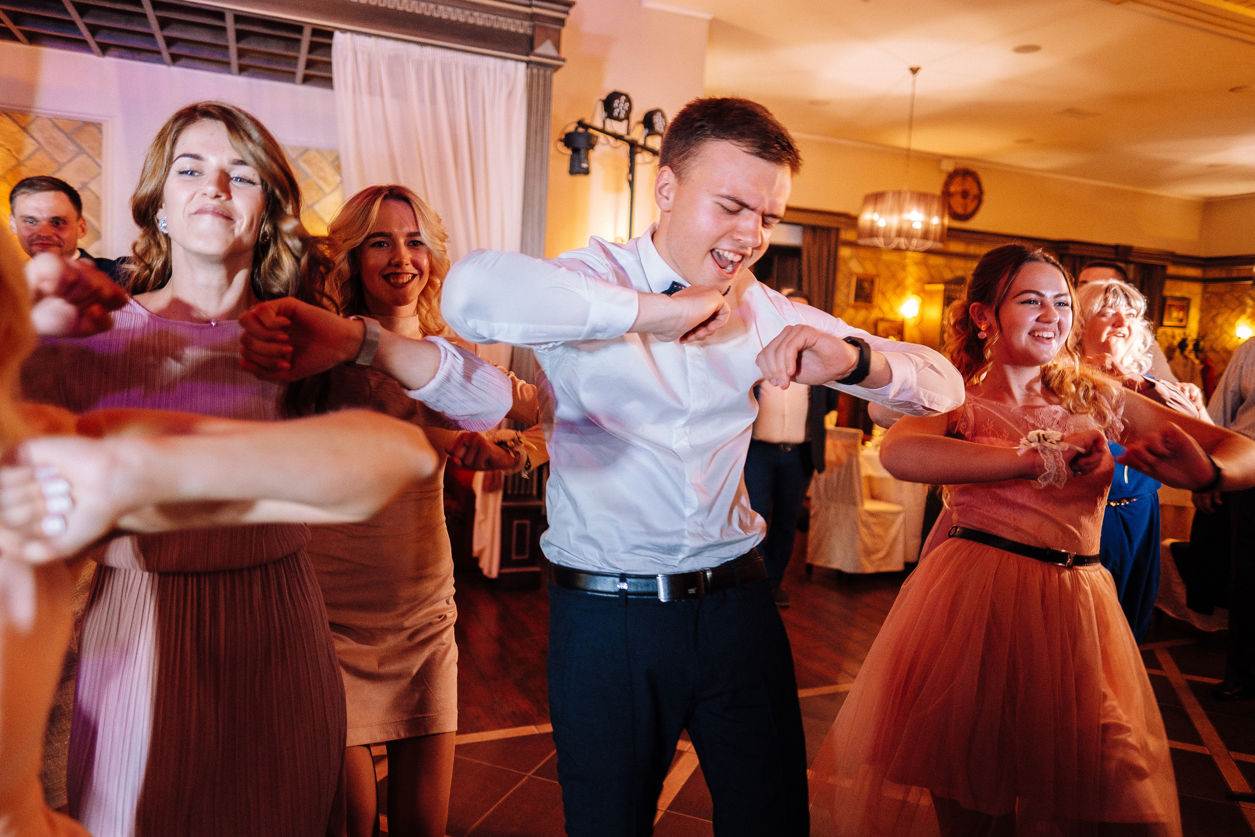 2019 19.10 WeddingStory Евгений+Юлия. Ivan Skufinsky — wedding and family photographer in Vancouver