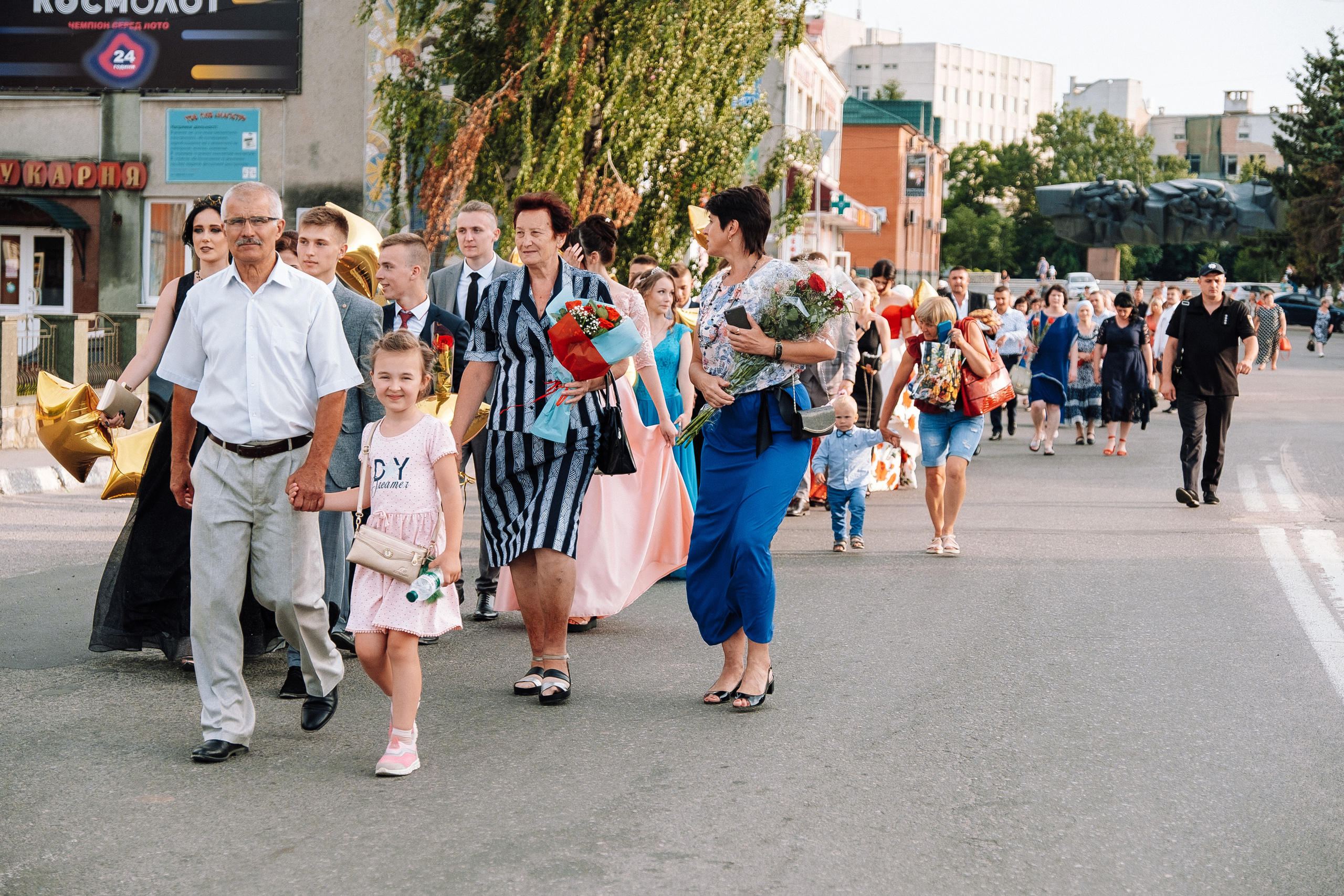 Выпускной школа номер 3. Хмельник. Ivan Skufinsky — wedding and family photographer in Vancouver