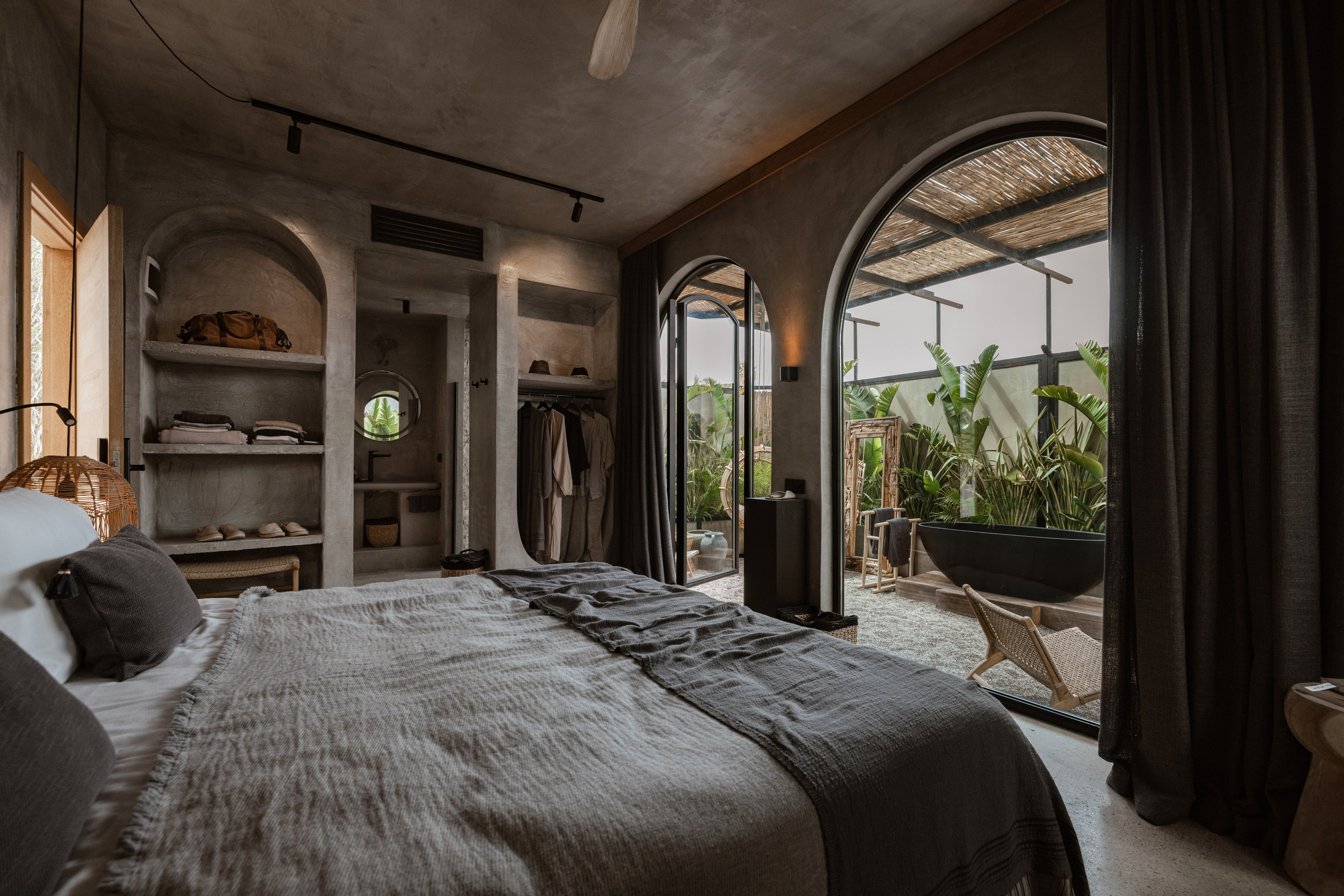 Interior photography and video shooting of a hotel in Bali style. Ivan Skufinsky — wedding and family photographer in Vancouver