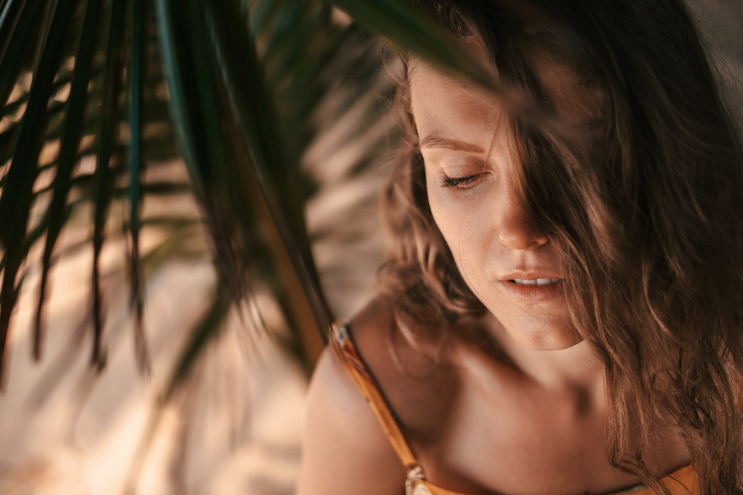 Gena+Katya+Liza Dalavella beach. Ivan Skufinsky — wedding and family photographer in Vancouver