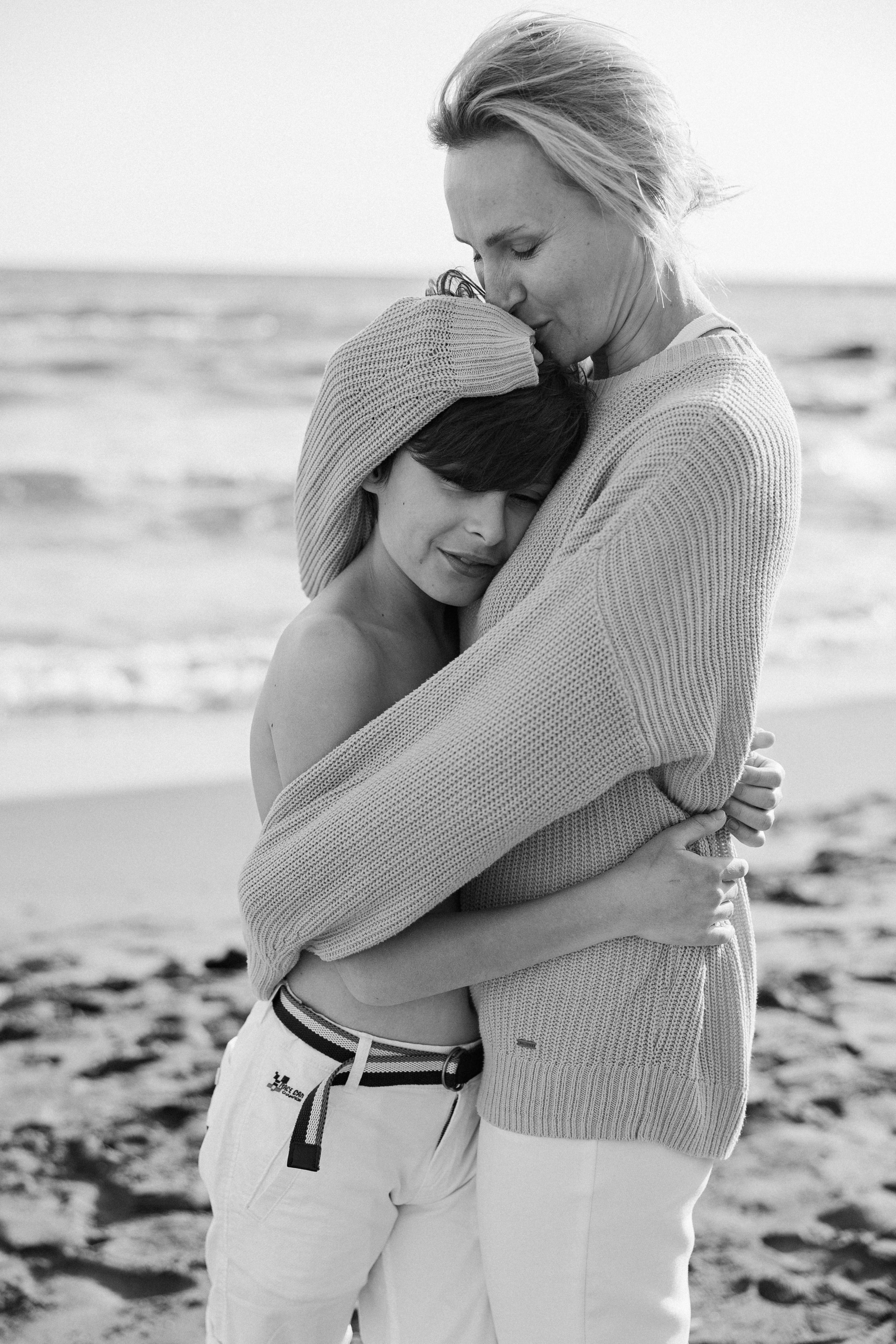 Family photo session on the beach in Vancouver BC Сanada. Twins. Ivan Skufinsky — wedding and family photographer in Vancouver