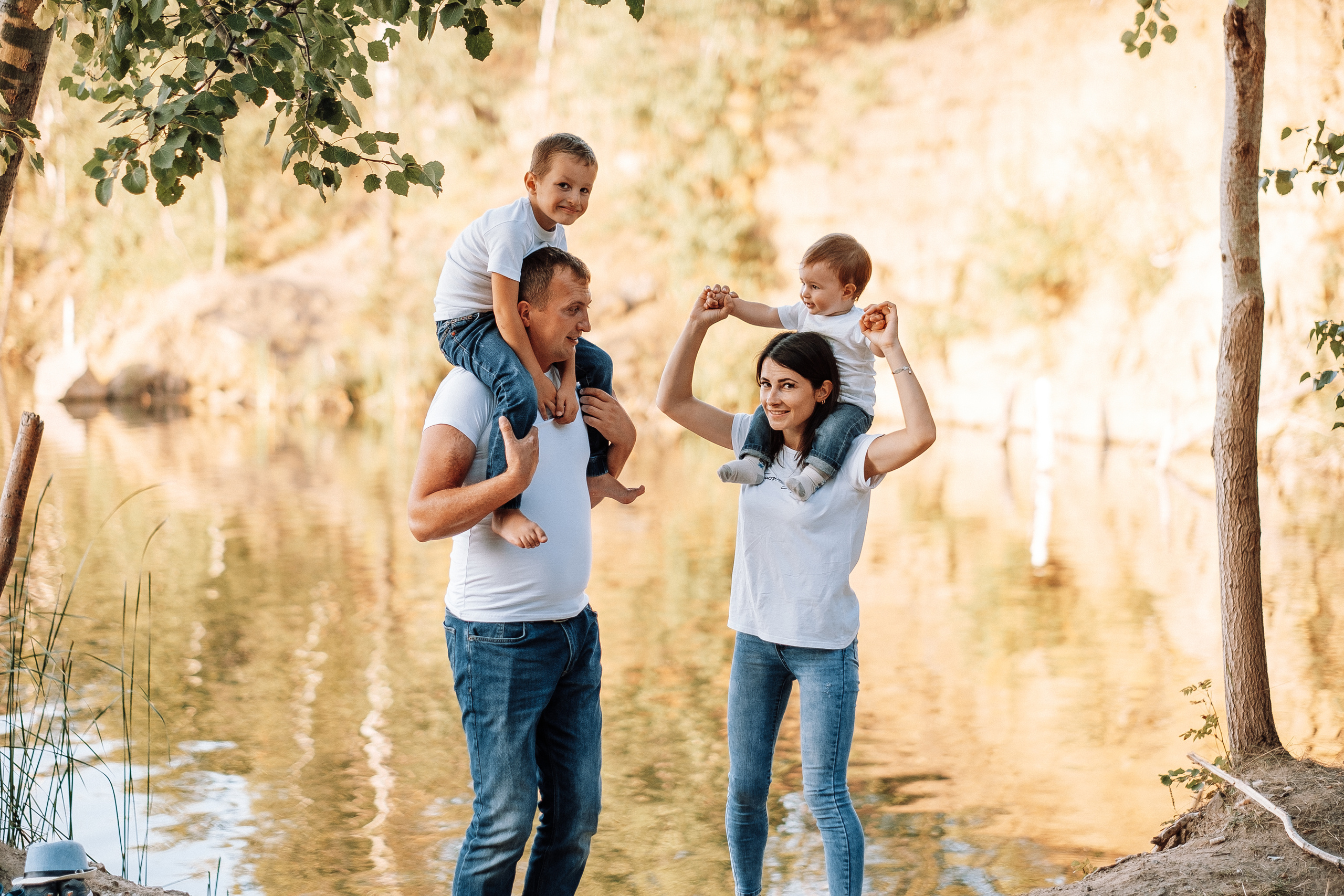 FamilyStory Ira+Kolya+Artem+Yaroslav. Ivan Skufinsky — wedding and family photographer in Vancouver