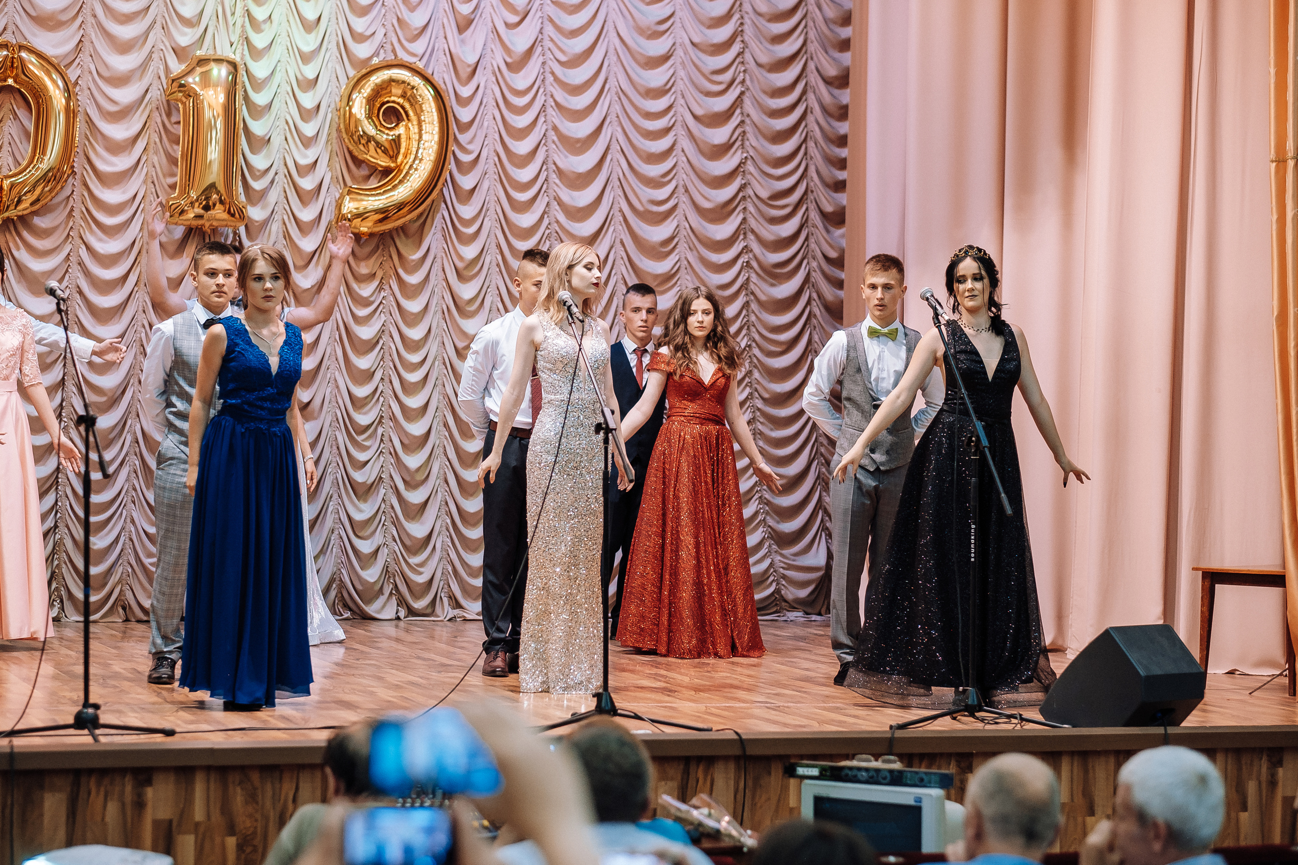 Выпускной школа номер 3. Хмельник. Ivan Skufinsky — wedding and family photographer in Vancouver