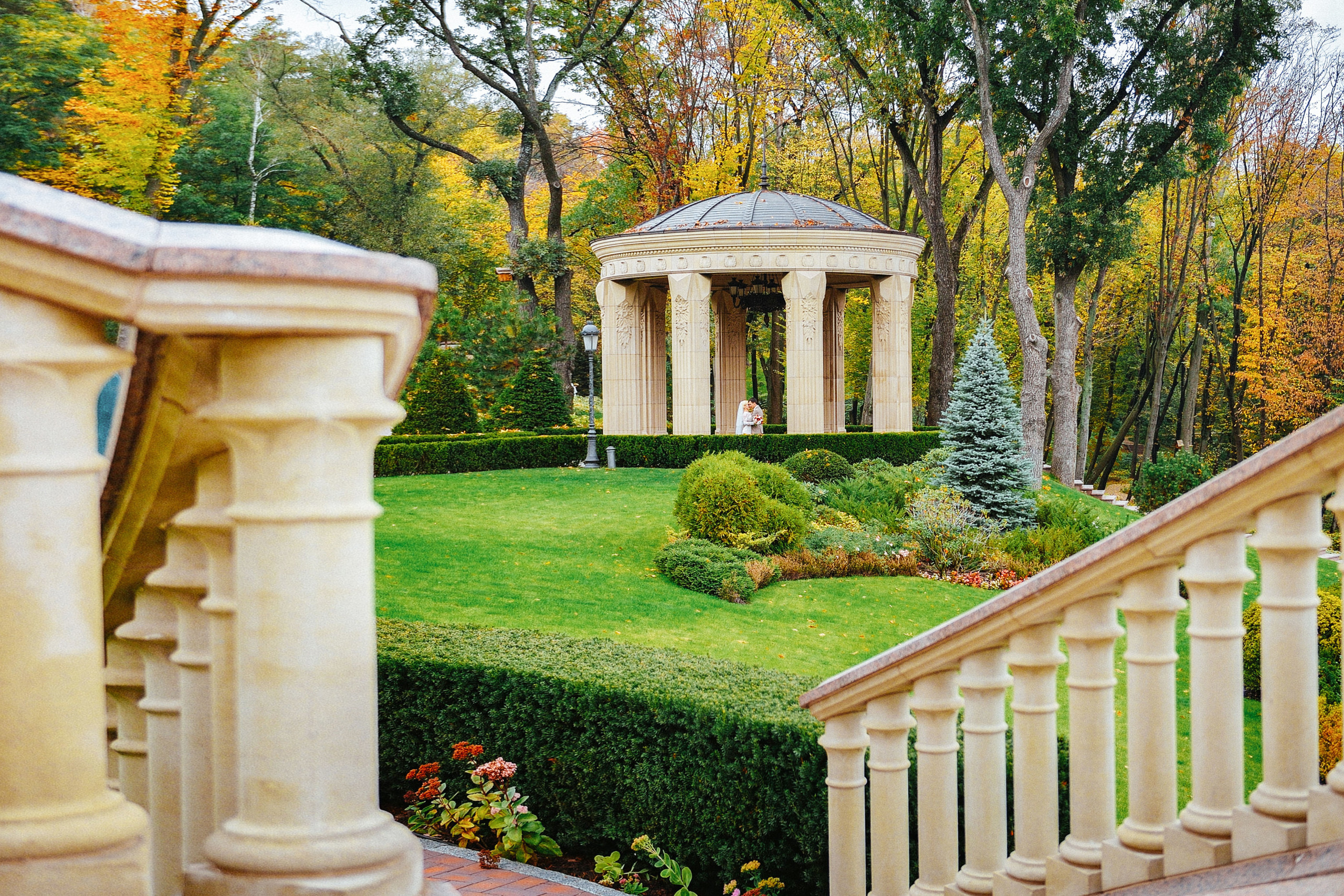 Wedding photoshoots photographer videographer Vancouver BC. Ivan Skufinsky — wedding and family photographer in Vancouver