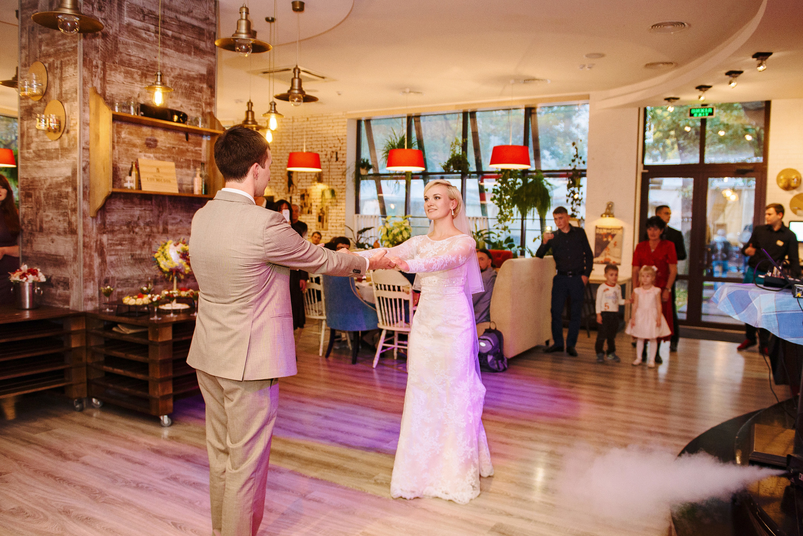 Wedding photoshoots photographer videographer Vancouver BC. Ivan Skufinsky — wedding and family photographer in Vancouver