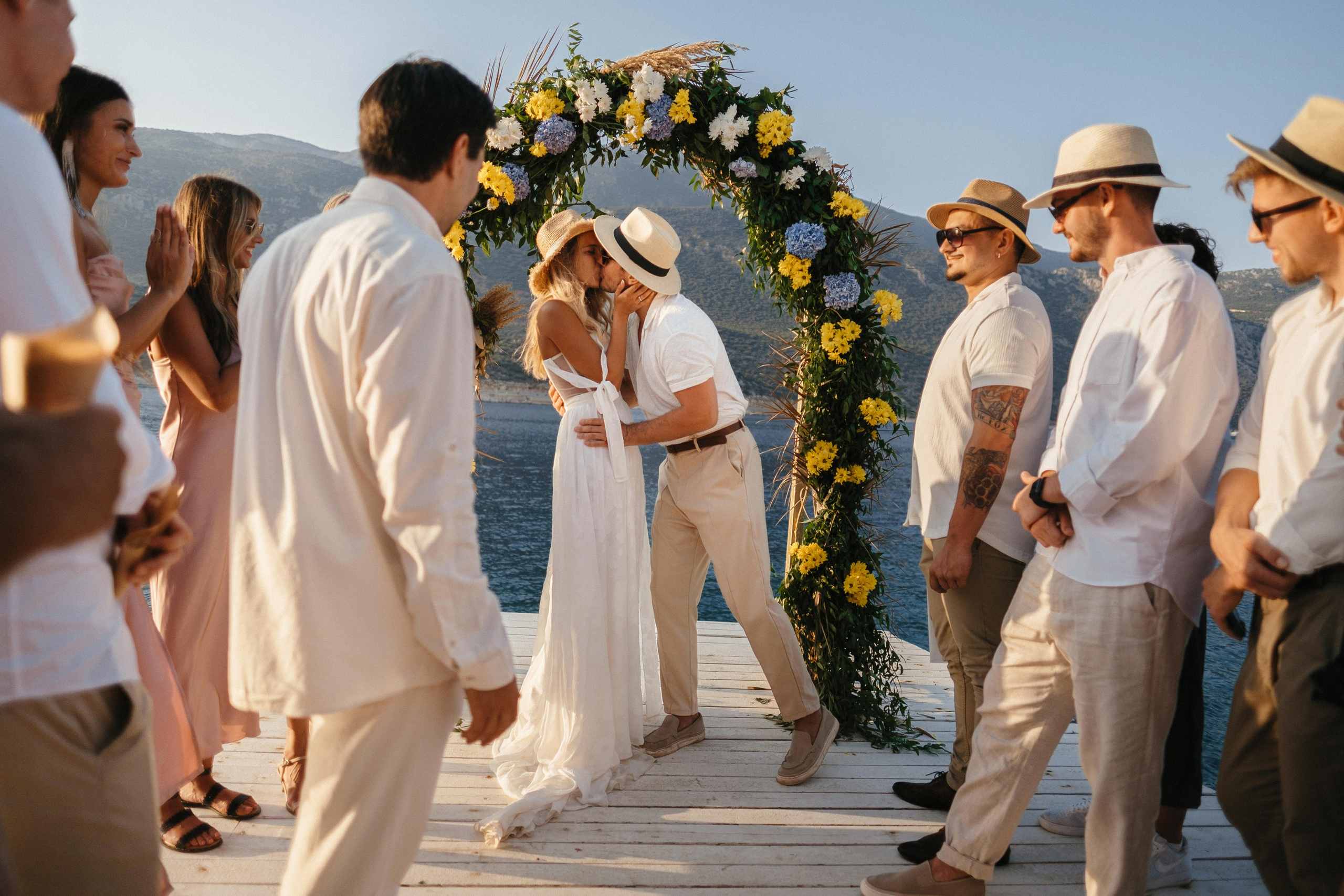 Artem & Mary. Ivan Skufinsky — wedding and family photographer in Vancouver