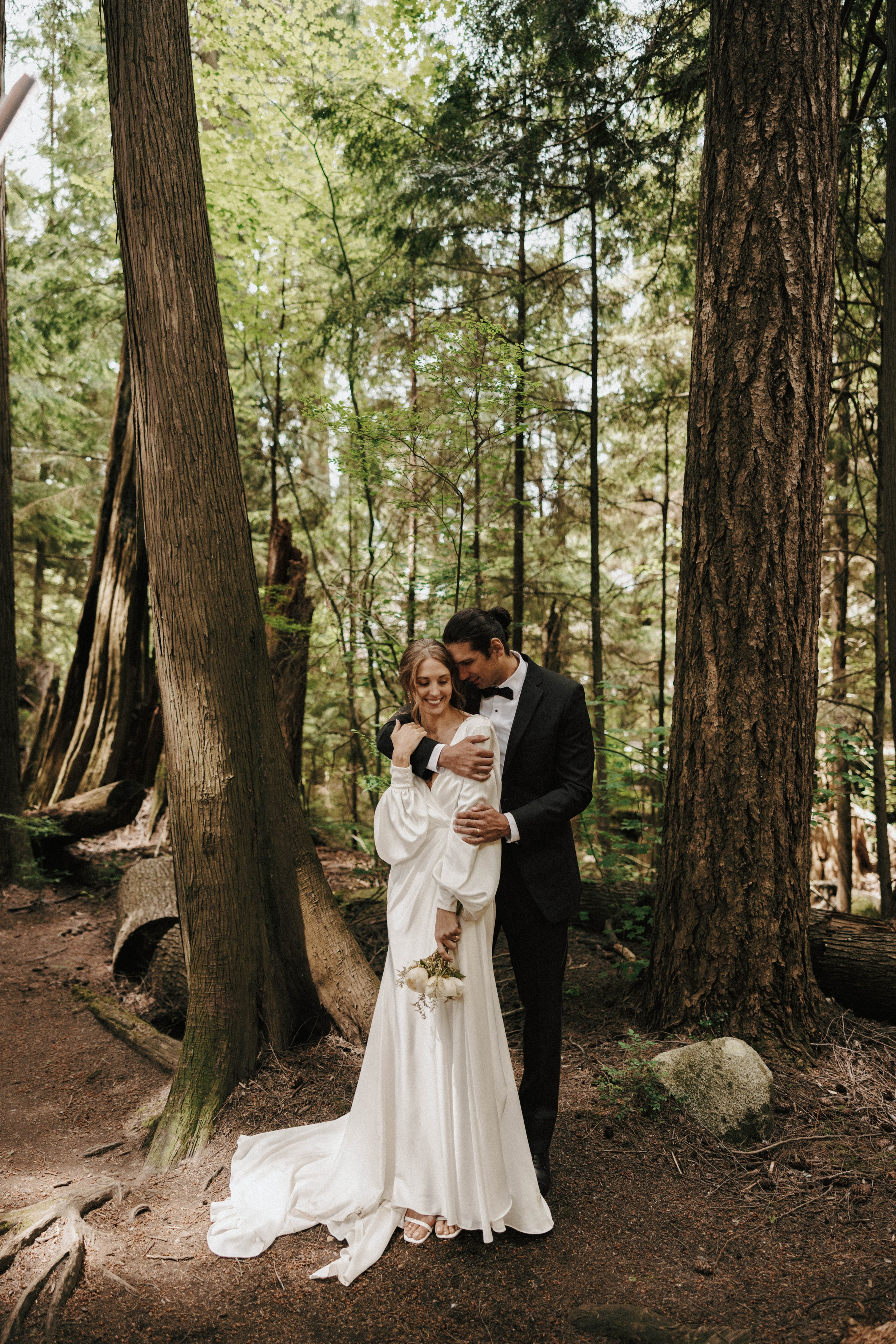 Michael & Caitlyn. Ivan Skufinsky — wedding and family photographer in Vancouver