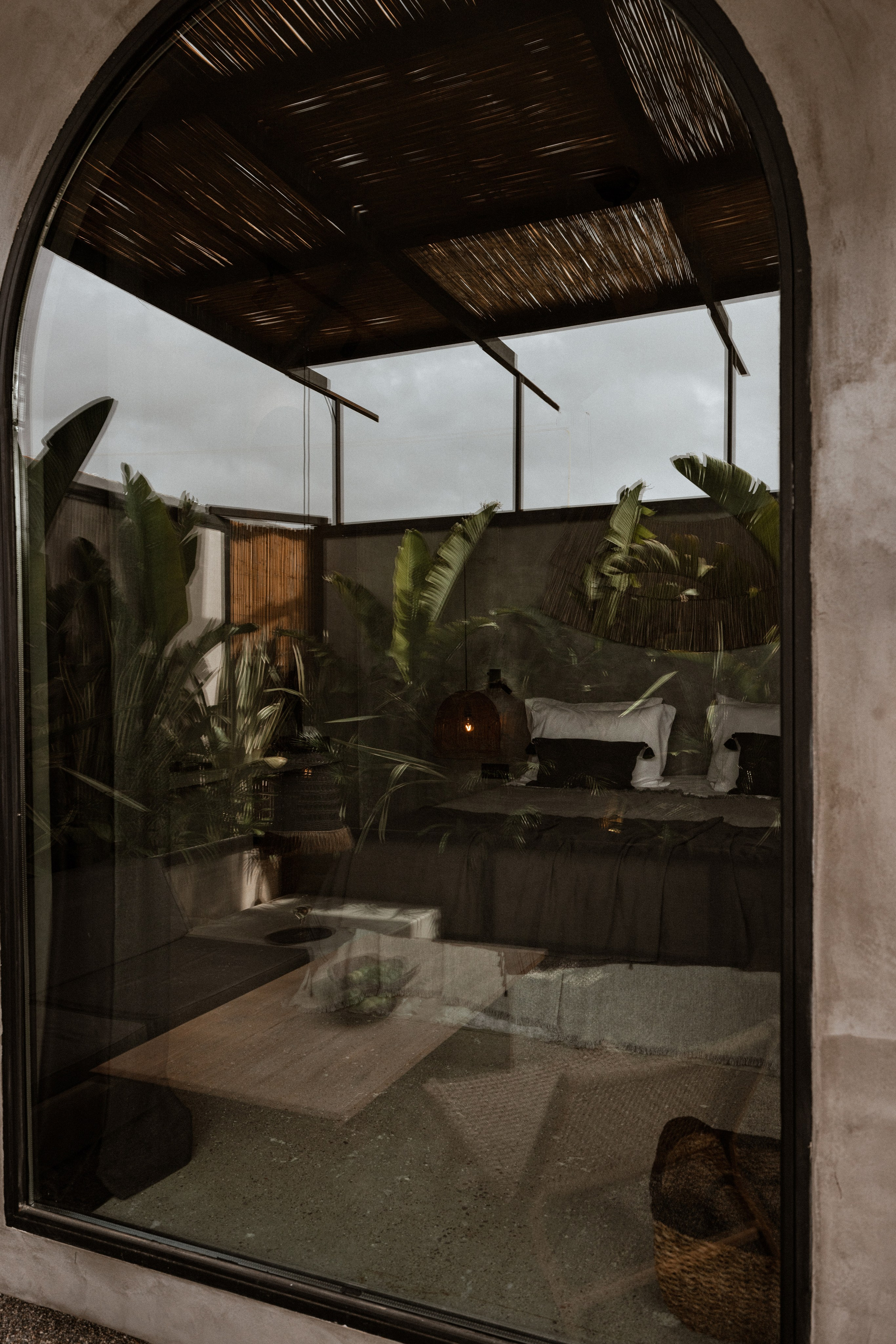 Interior photography and video shooting of a hotel in Bali style. Ivan Skufinsky — wedding and family photographer in Vancouver