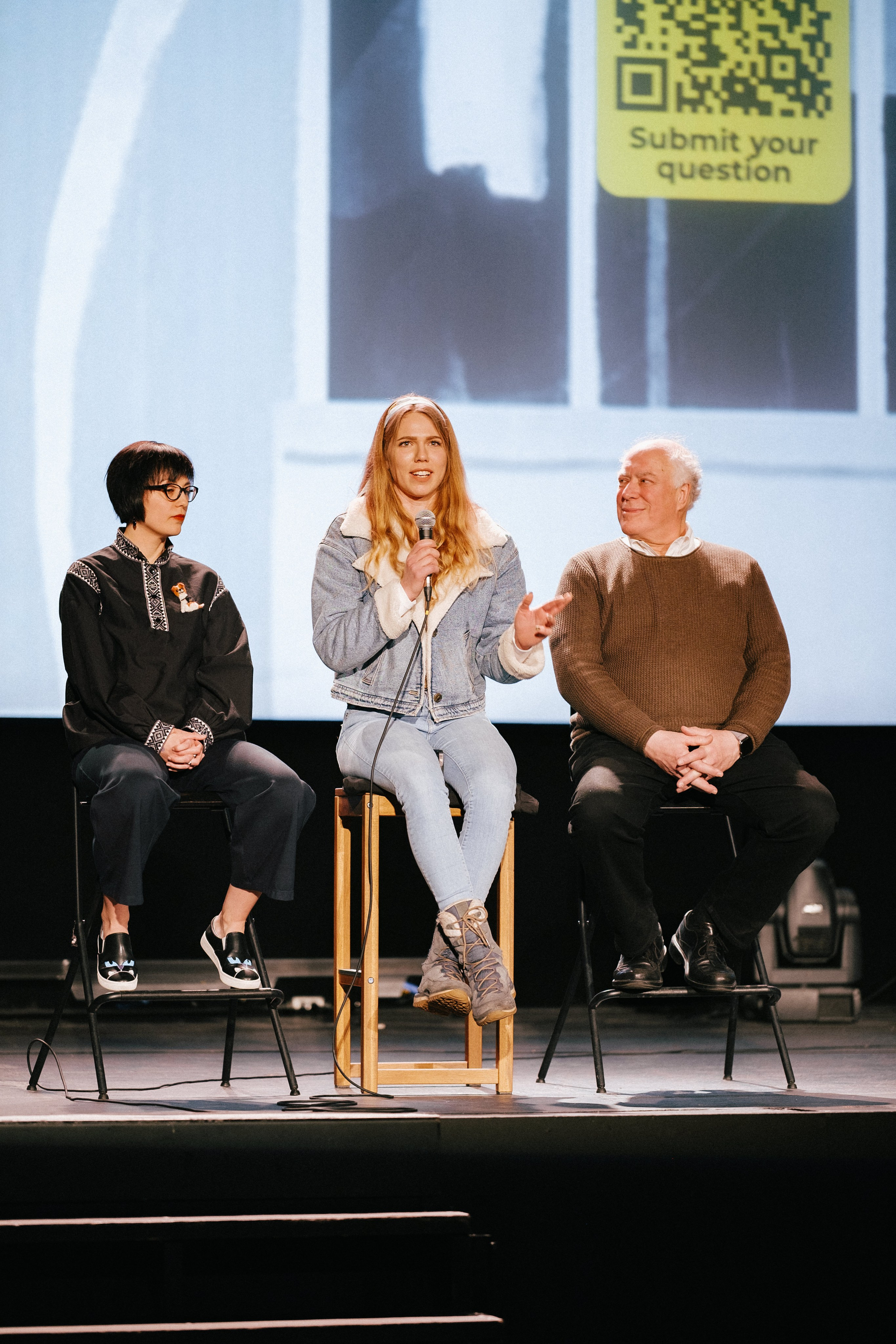 Film Premiere at Rio Theatre, Vancouver — “WAR TAILS”. Ivan Skufinsky — wedding and family photographer in Vancouver