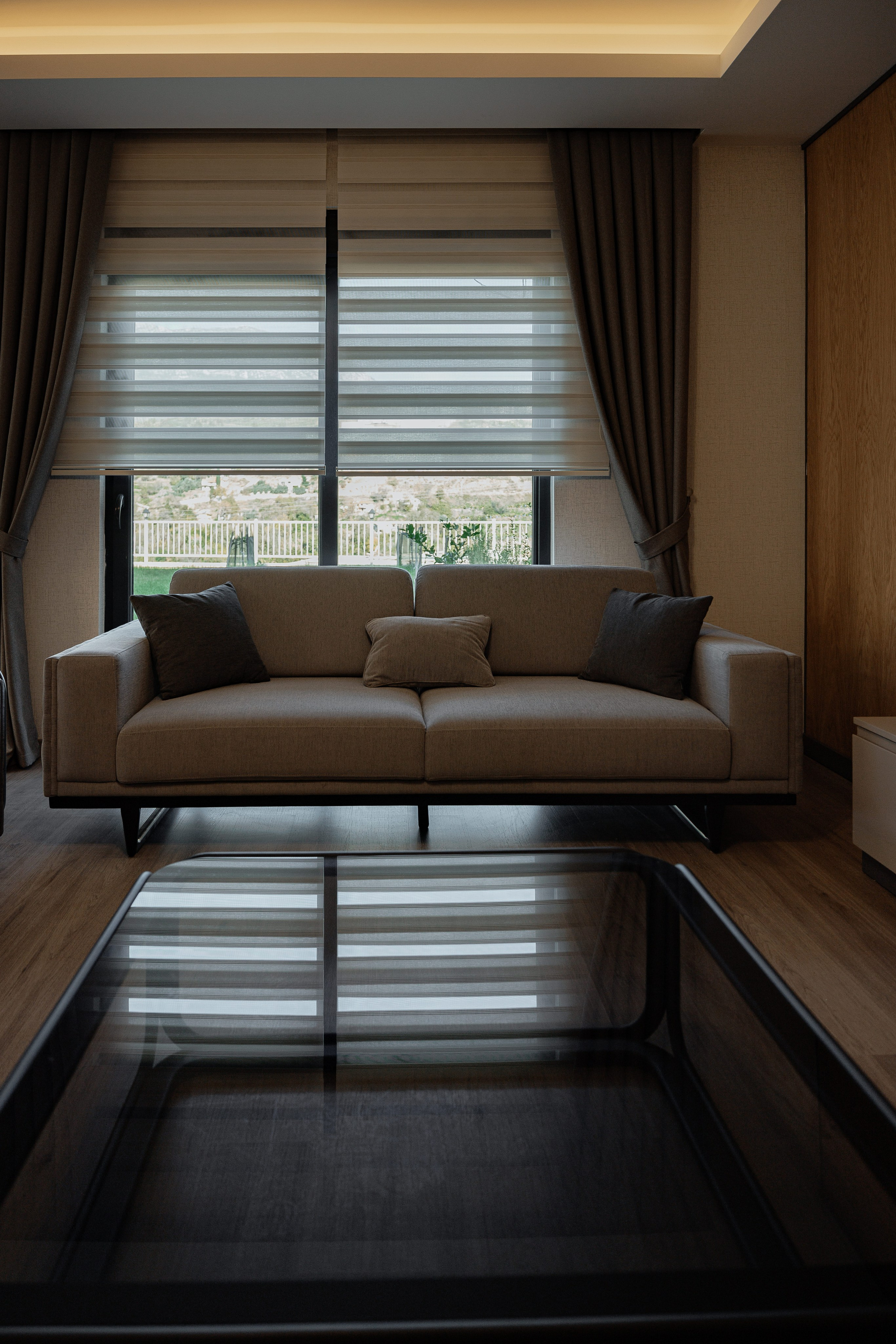 Real estate photographer in Vancouver Burnaby Richmond. Ivan Skufinsky — wedding and family photographer in Vancouver