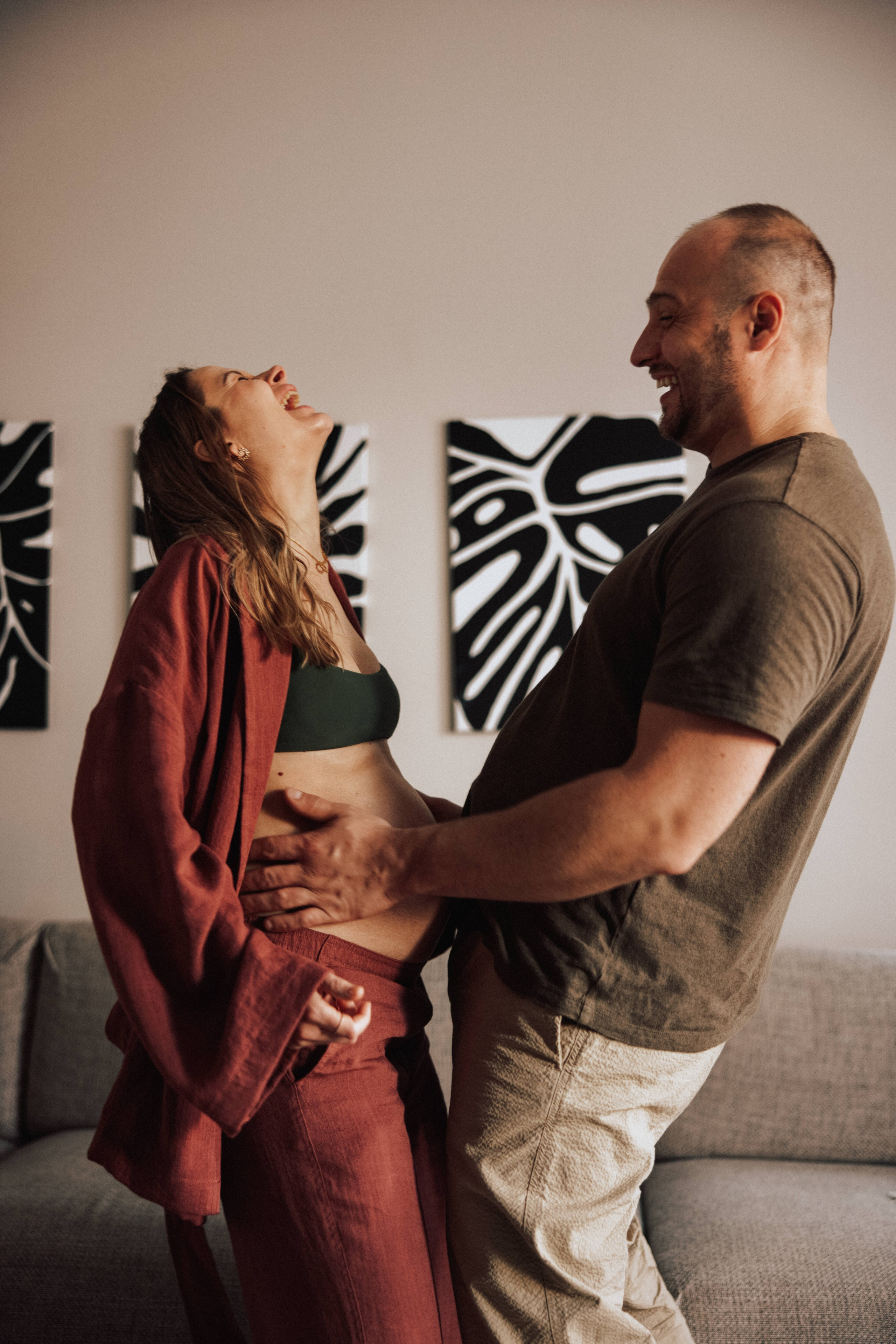 Pregnancy Home Story Vancouver. Ivan Skufinsky — wedding and family photographer in Vancouver