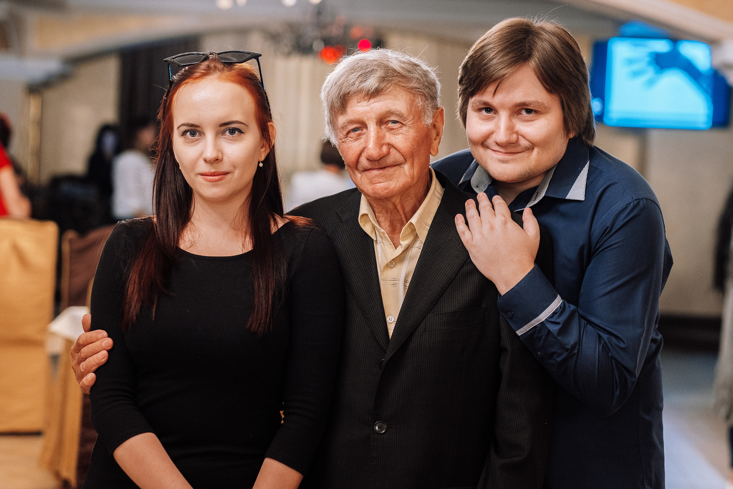 Дедушке Виктору 80. Ivan Skufinsky — wedding and family photographer in Vancouver