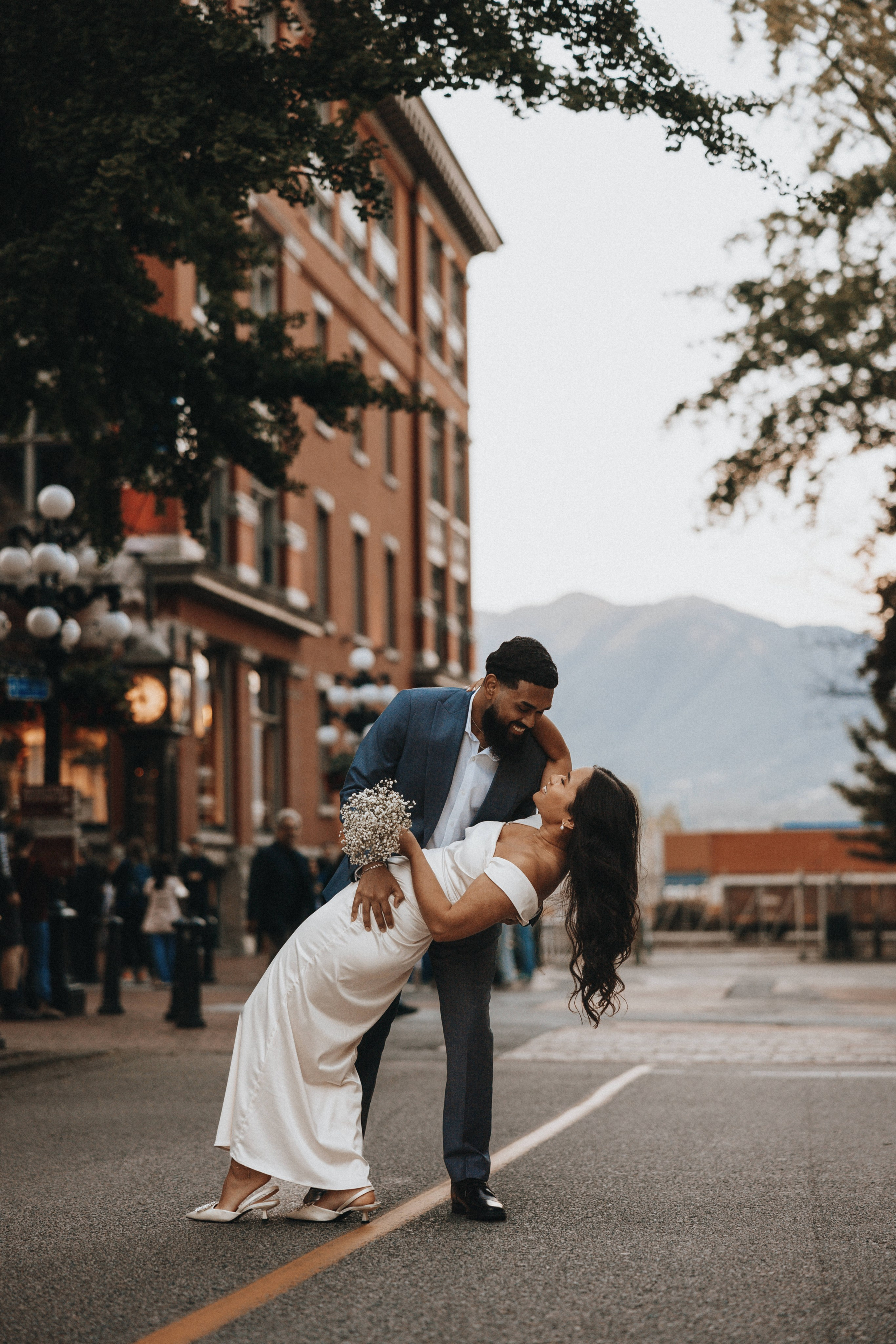 Engagement photographer vancouver. Ivan Skufinsky — wedding and family photographer in Vancouver