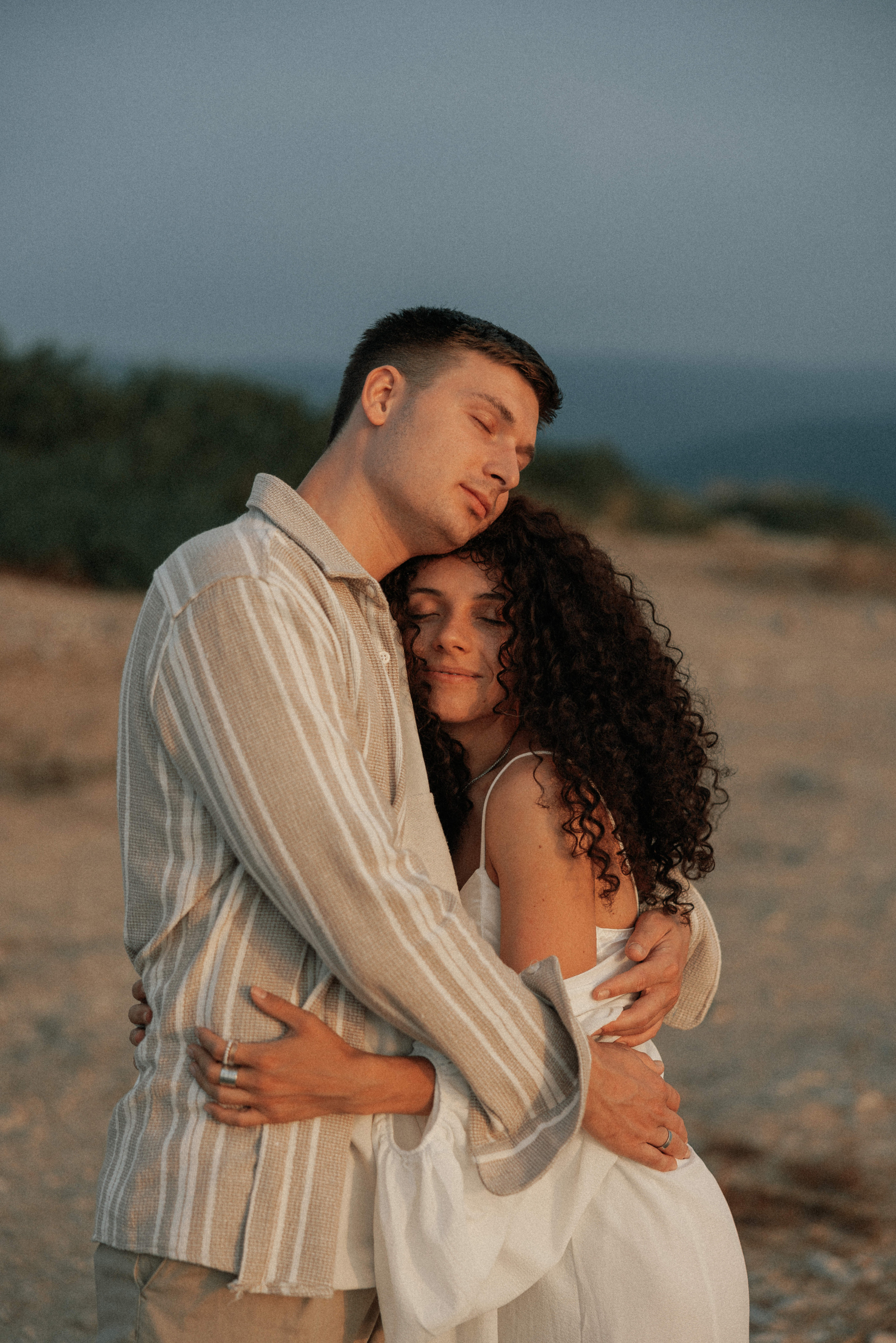 Couples love story photographer photo shoot Vancouver Burnaby Richmond. Ivan Skufinsky — wedding and family photographer in Vancouver