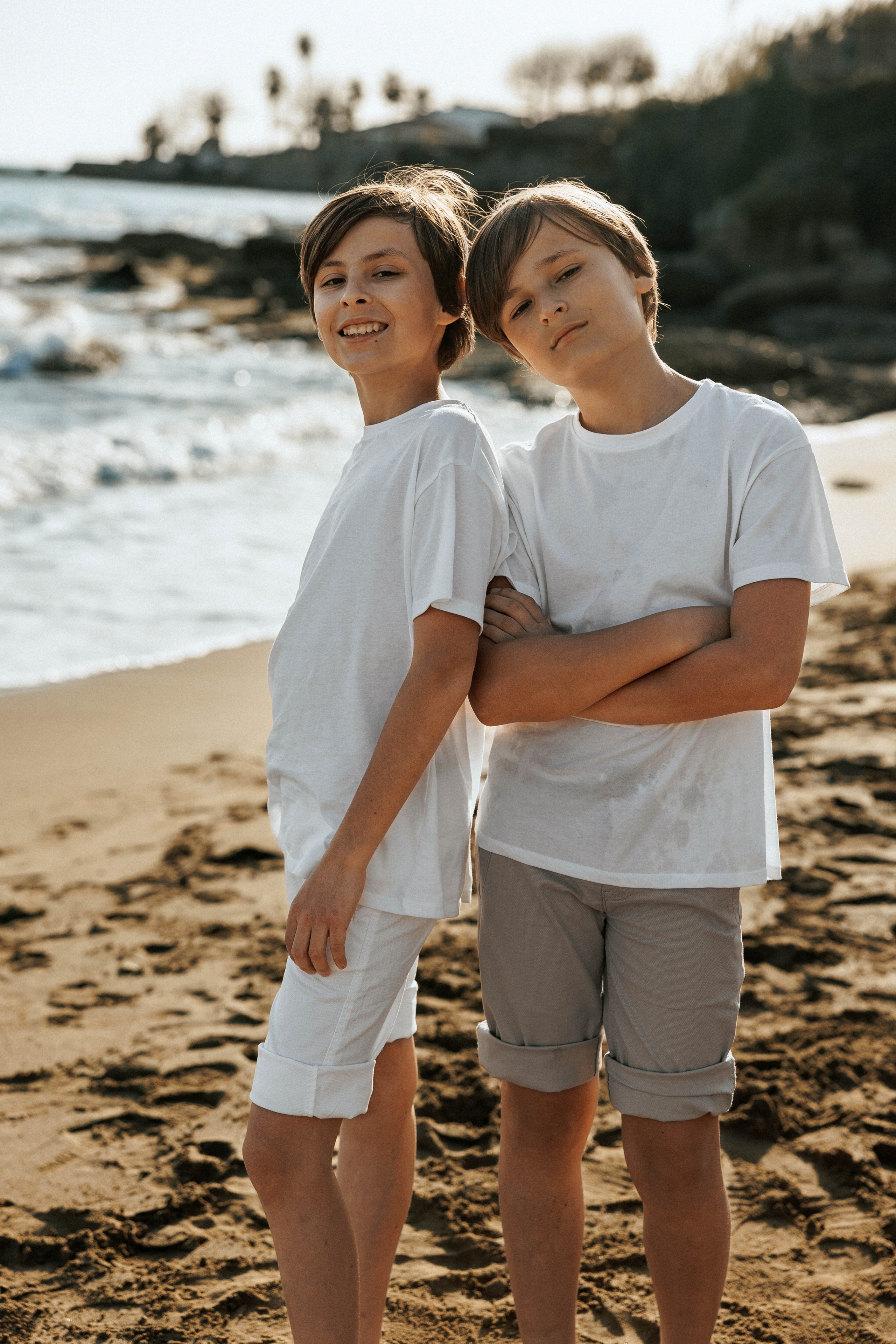 Family photo session on the beach in Vancouver BC Сanada. Twins. Ivan Skufinsky — wedding and family photographer in Vancouver