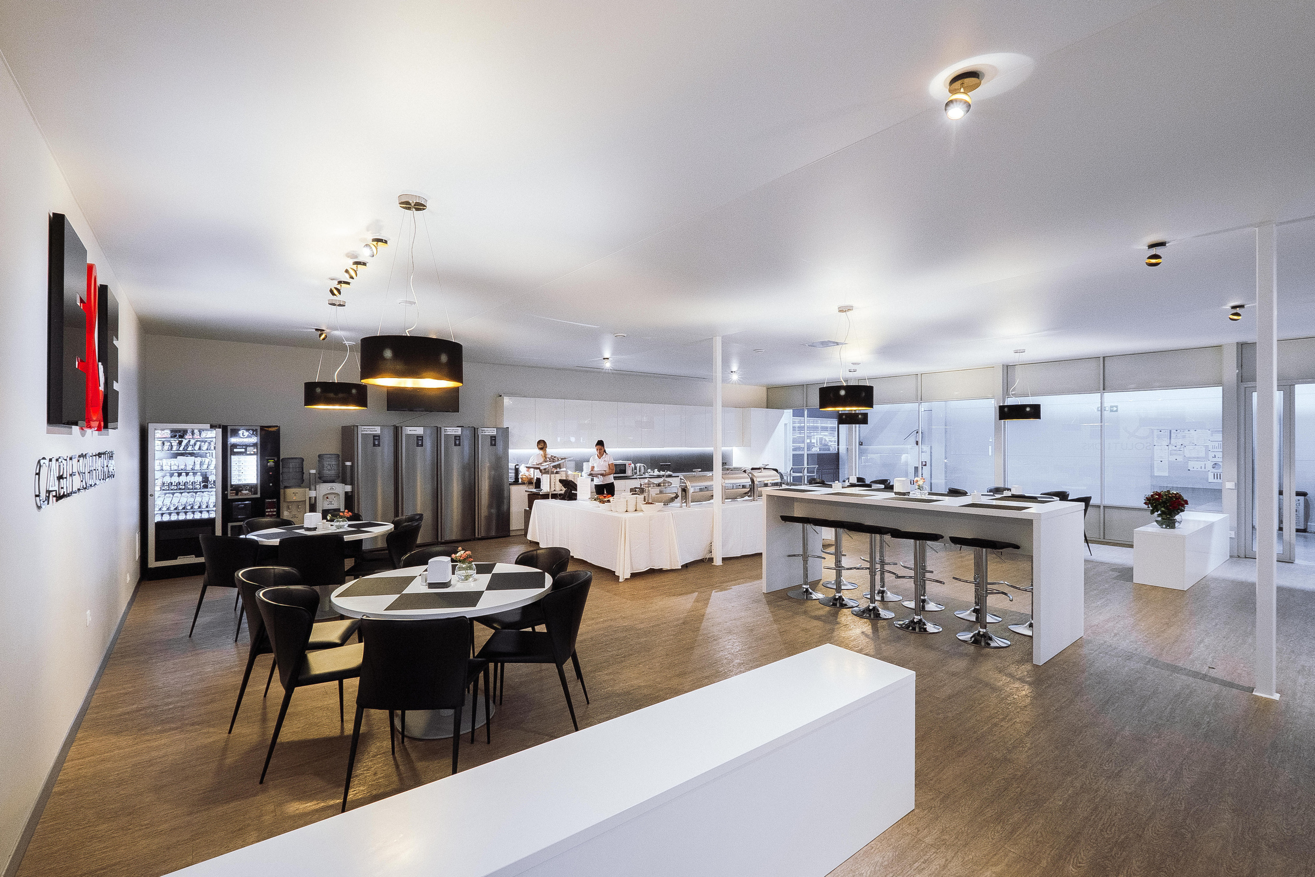 ЗАВОД. Ivan Skufinsky — wedding and family photographer in Vancouver