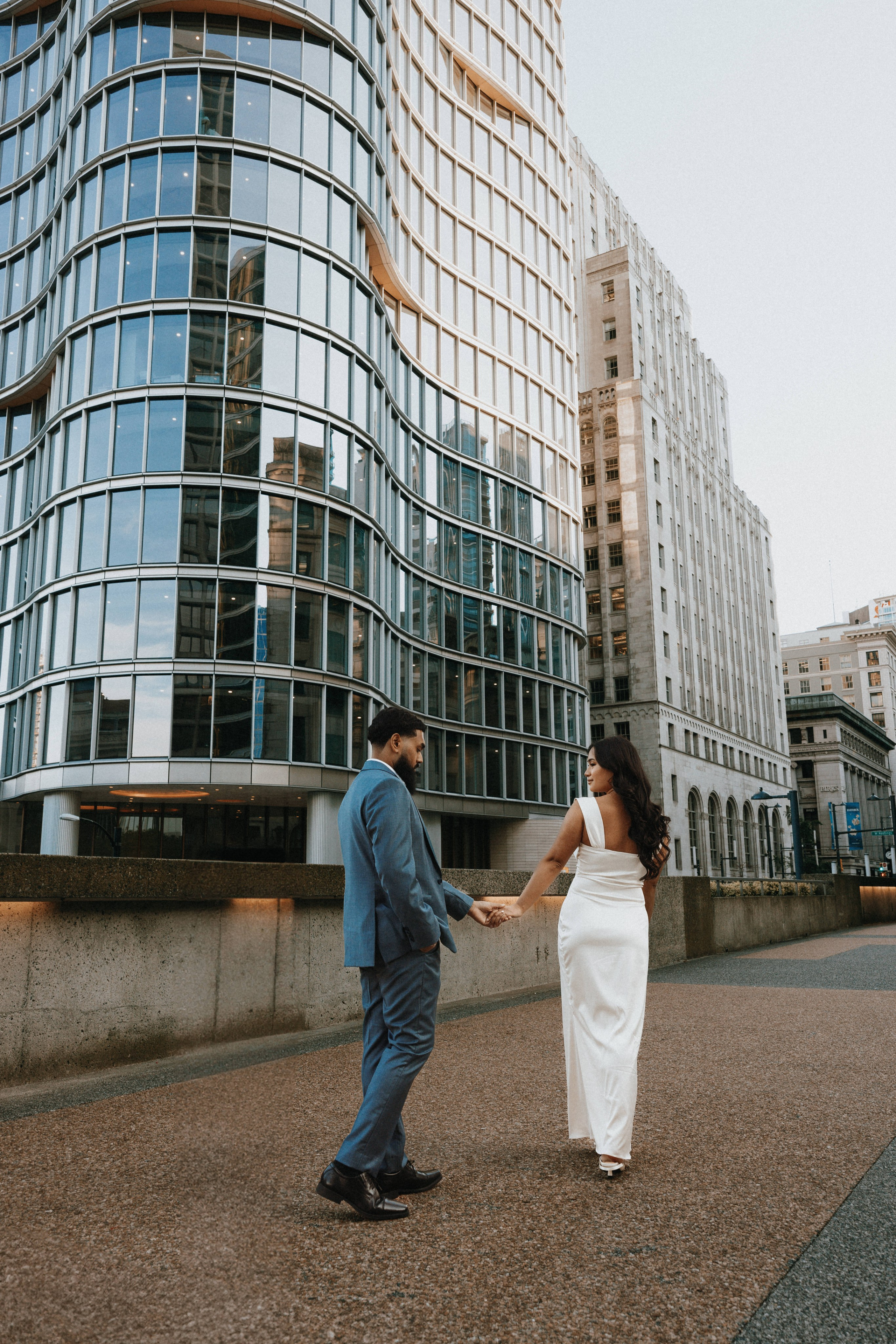 Engagement photographer vancouver. Ivan Skufinsky — wedding and family photographer in Vancouver