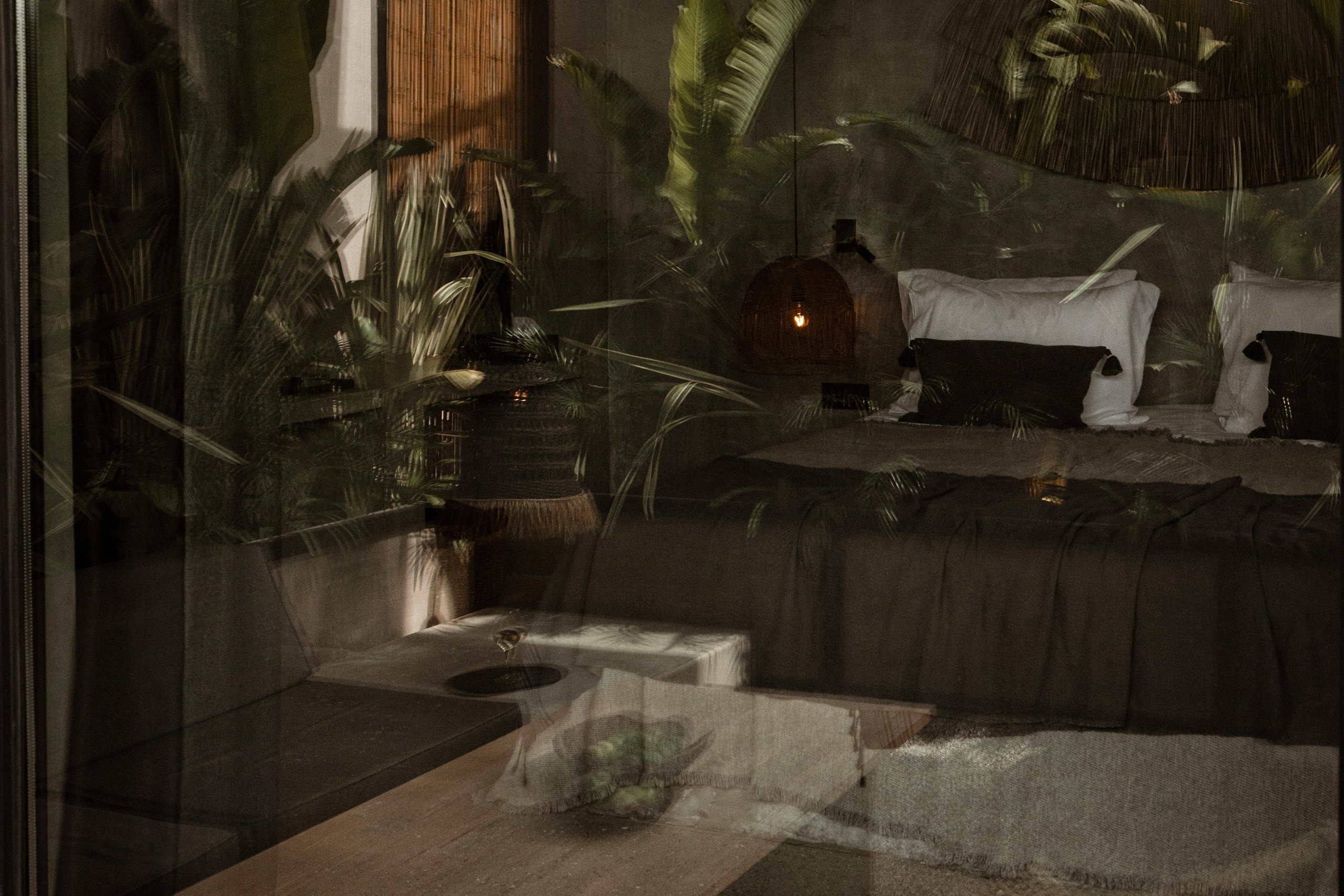 Interior photography and video shooting of a hotel in Bali style. Ivan Skufinsky — wedding and family photographer in Vancouver