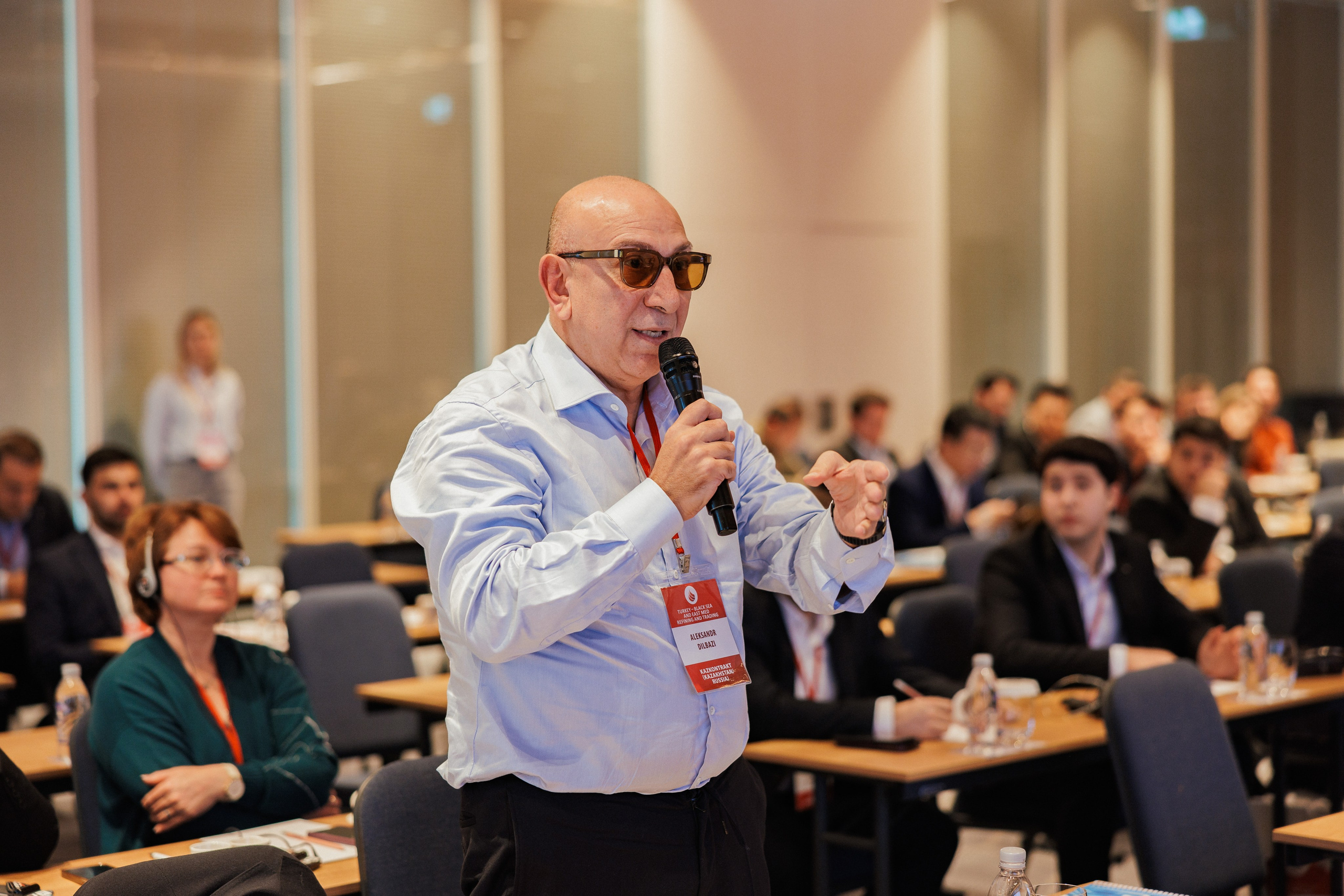 EXECUTIVE RETREAT Izmir Confidence Information Services. Ivan Skufinsky — wedding and family photographer in Vancouver