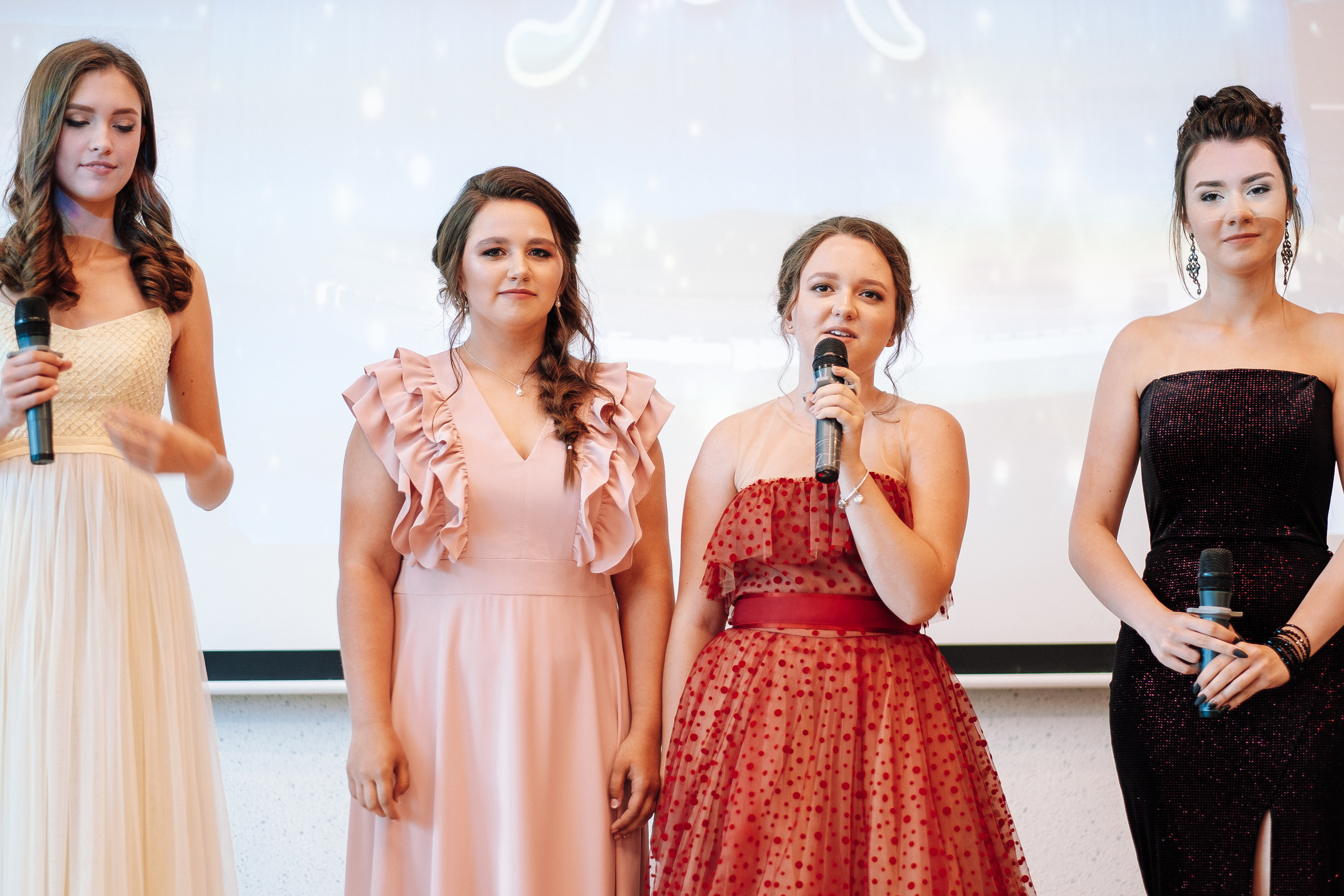 Выпускной 153 Гимназия. Ivan Skufinsky — wedding and family photographer in Vancouver