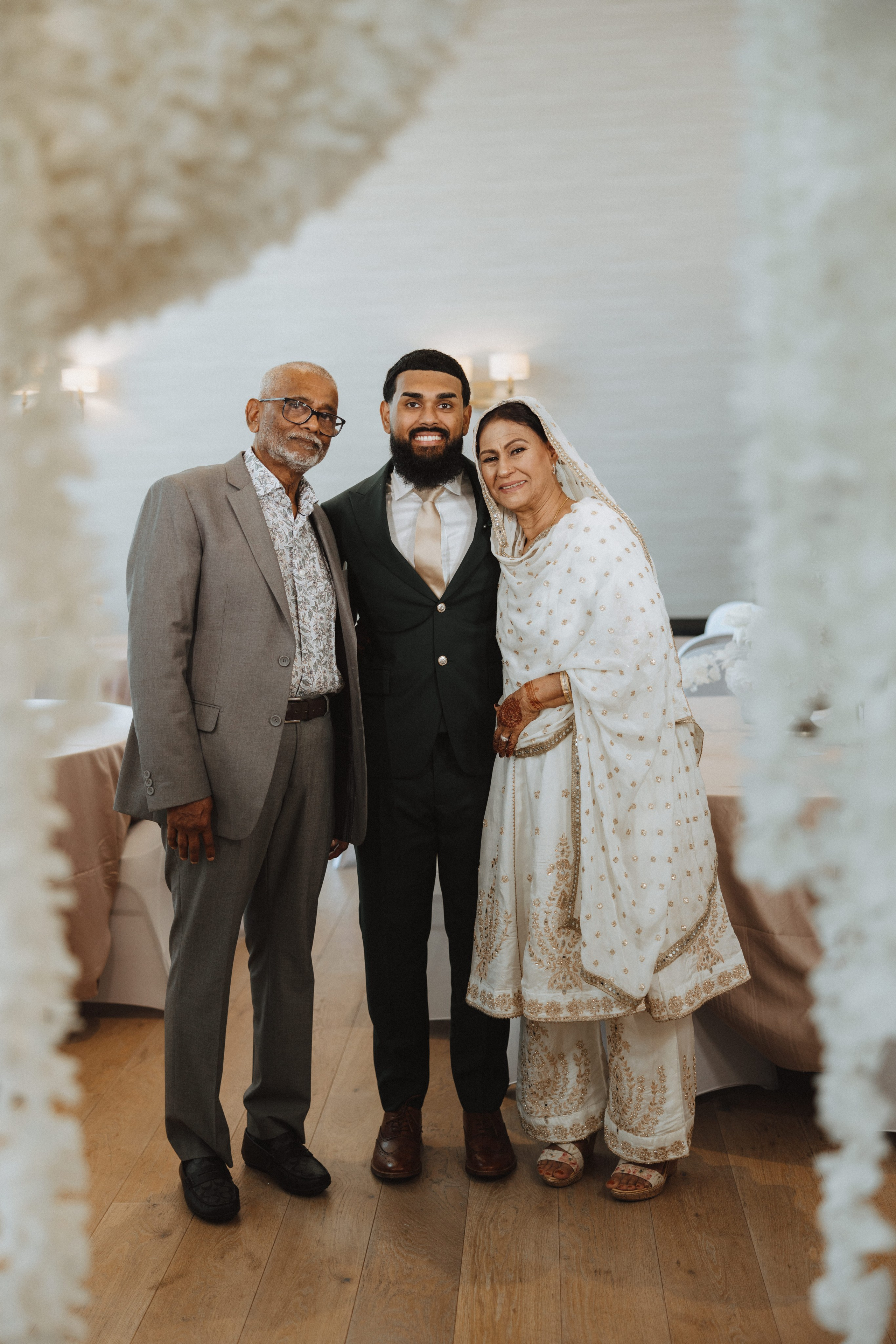 Kinza & Zubair. Ivan Skufinsky — wedding and family photographer in Vancouver