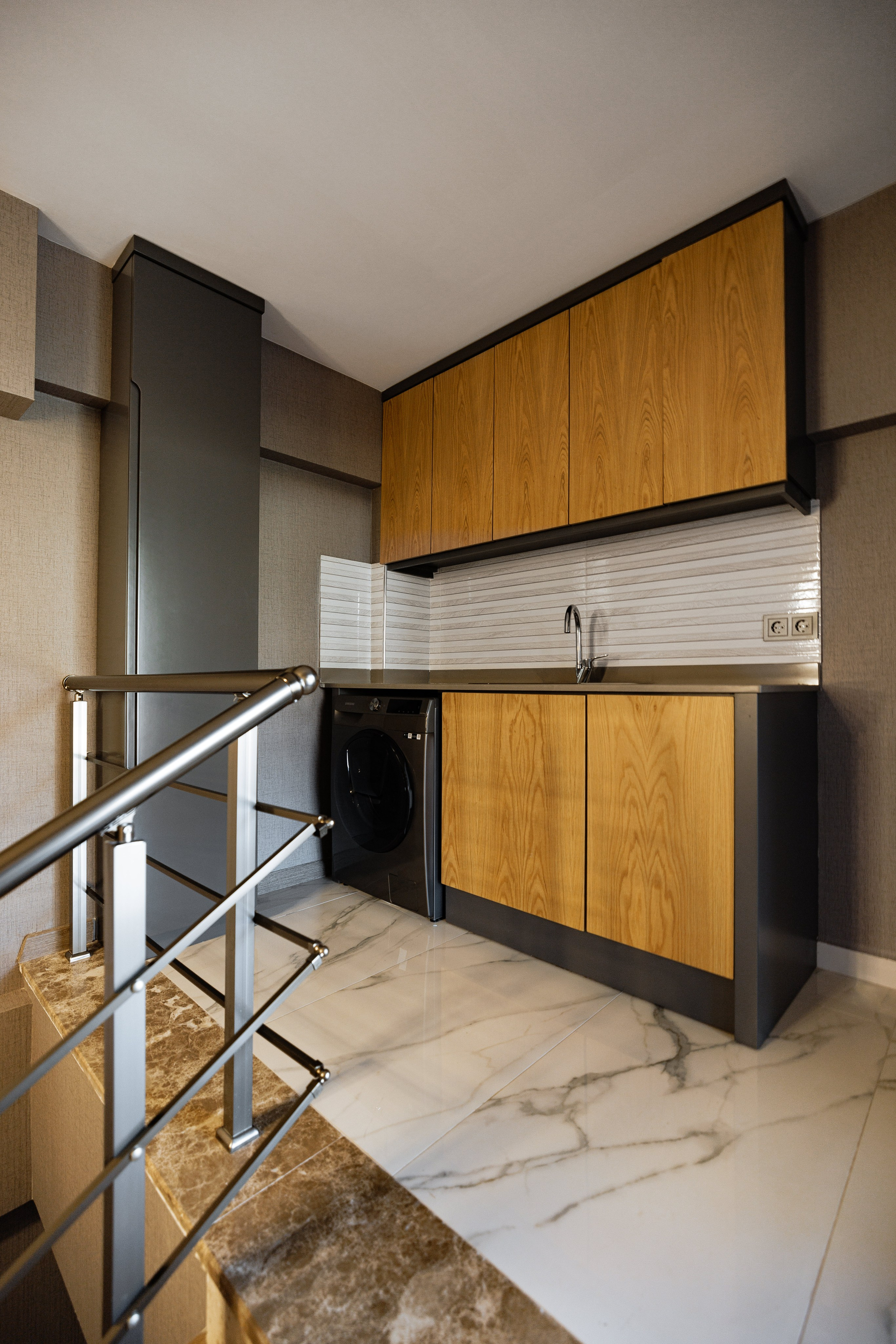 Real estate photographer in Vancouver Burnaby Richmond. Ivan Skufinsky — wedding and family photographer in Vancouver