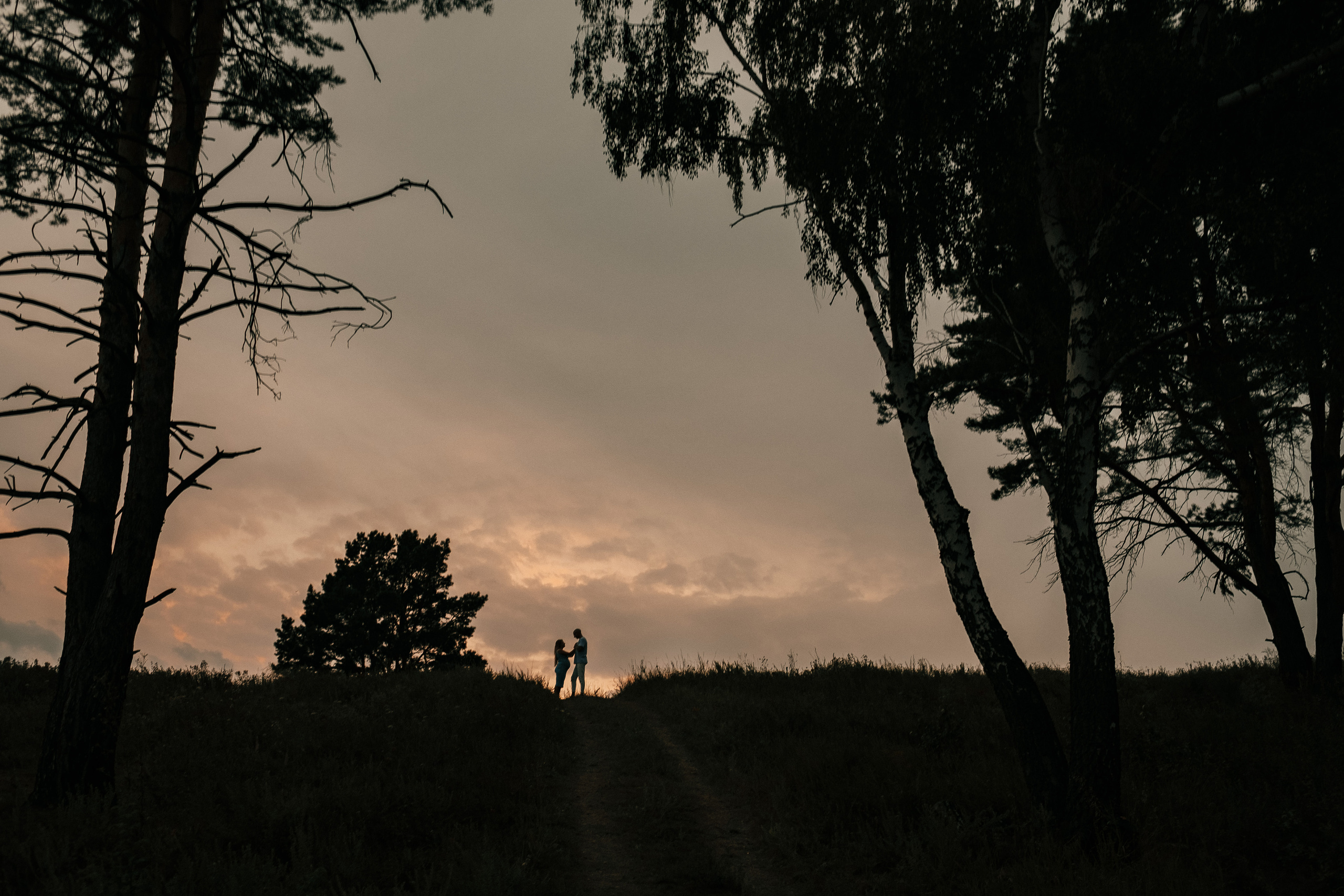 Pasha+Katya pregnancy photo shoot. Ivan Skufinsky — wedding and family photographer in Vancouver