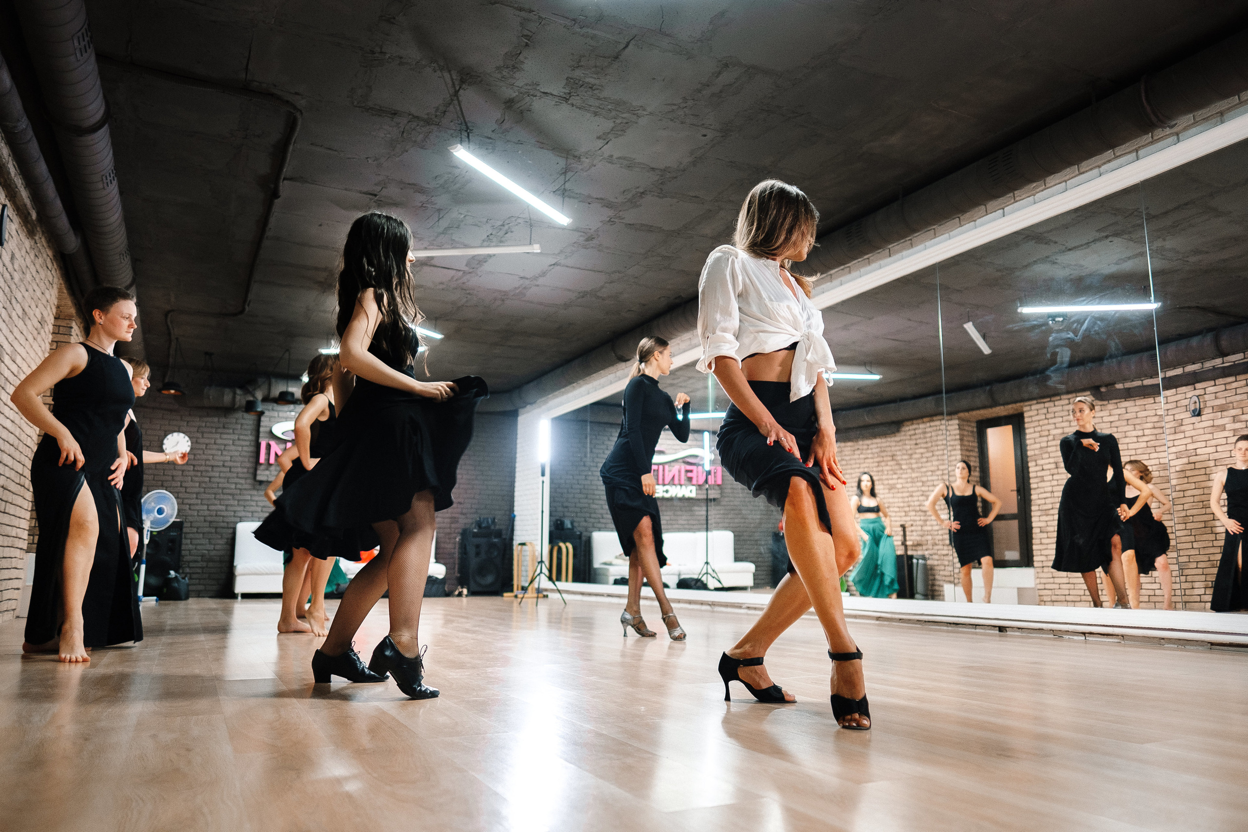 Dance. Ivan Skufinsky — wedding and family photographer in Vancouver