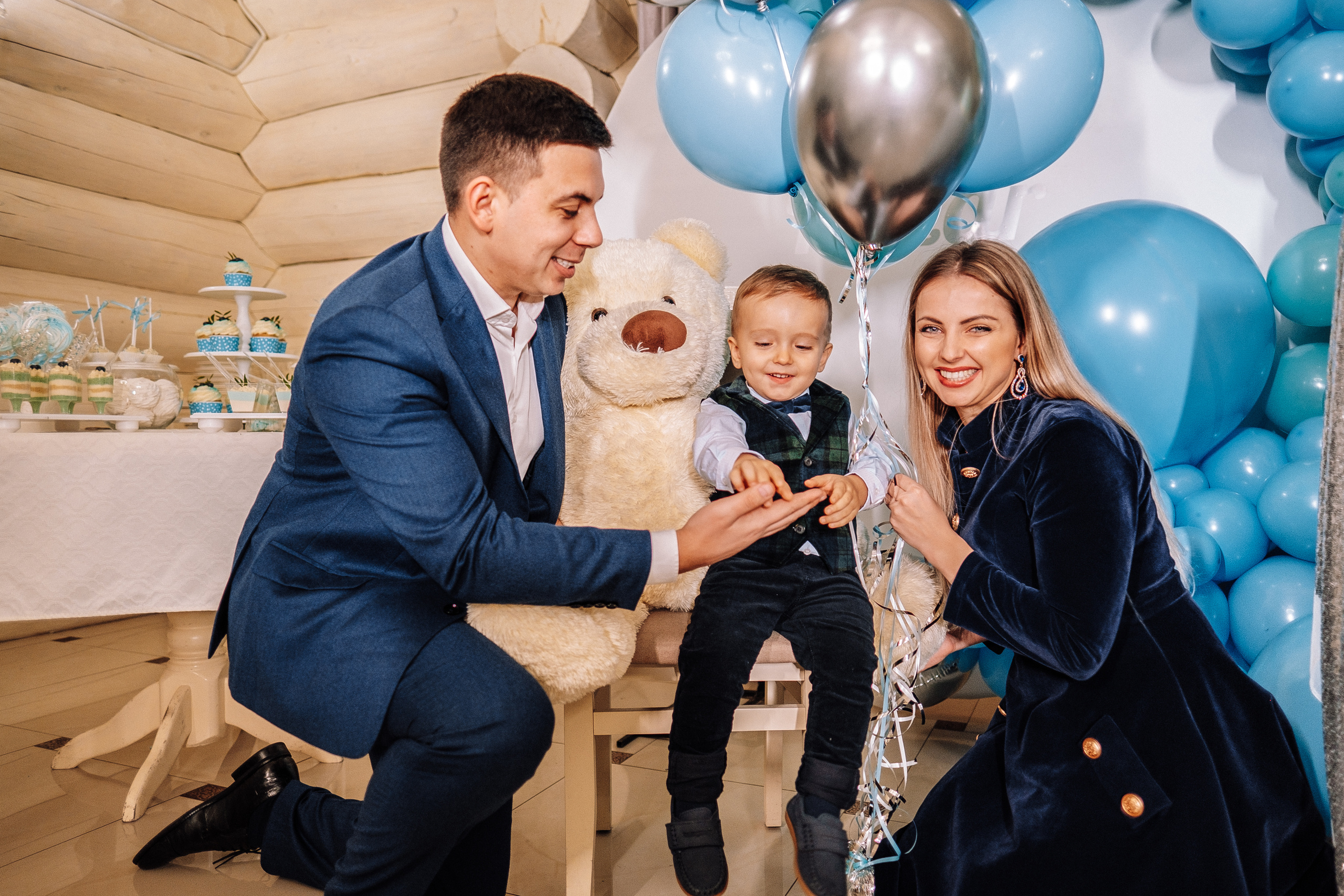 Версаль 30.11.2019. Ivan Skufinsky — wedding and family photographer in Vancouver