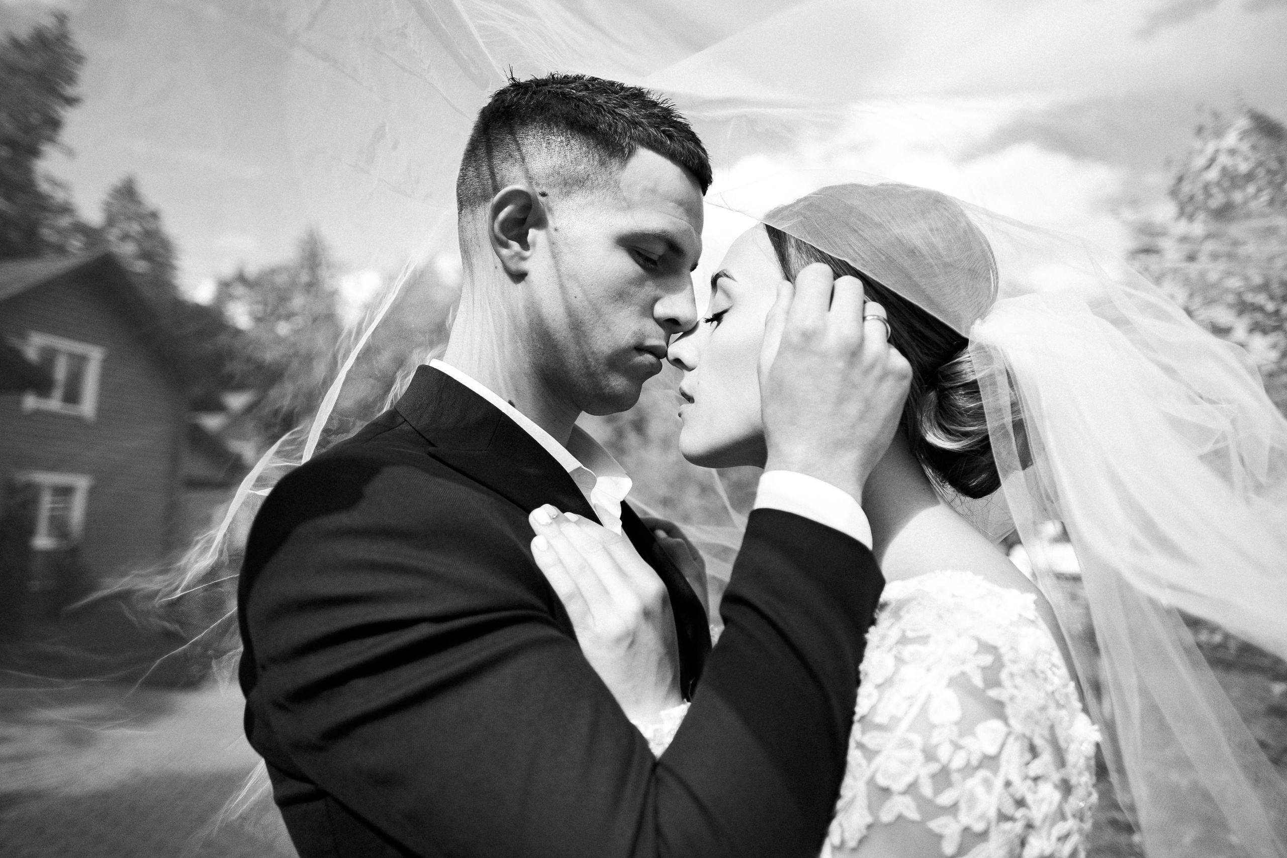 Wedding photographer in Vancouver Весільний фотограф у Ванкувері. Ivan Skufinsky — wedding and family photographer in Vancouver