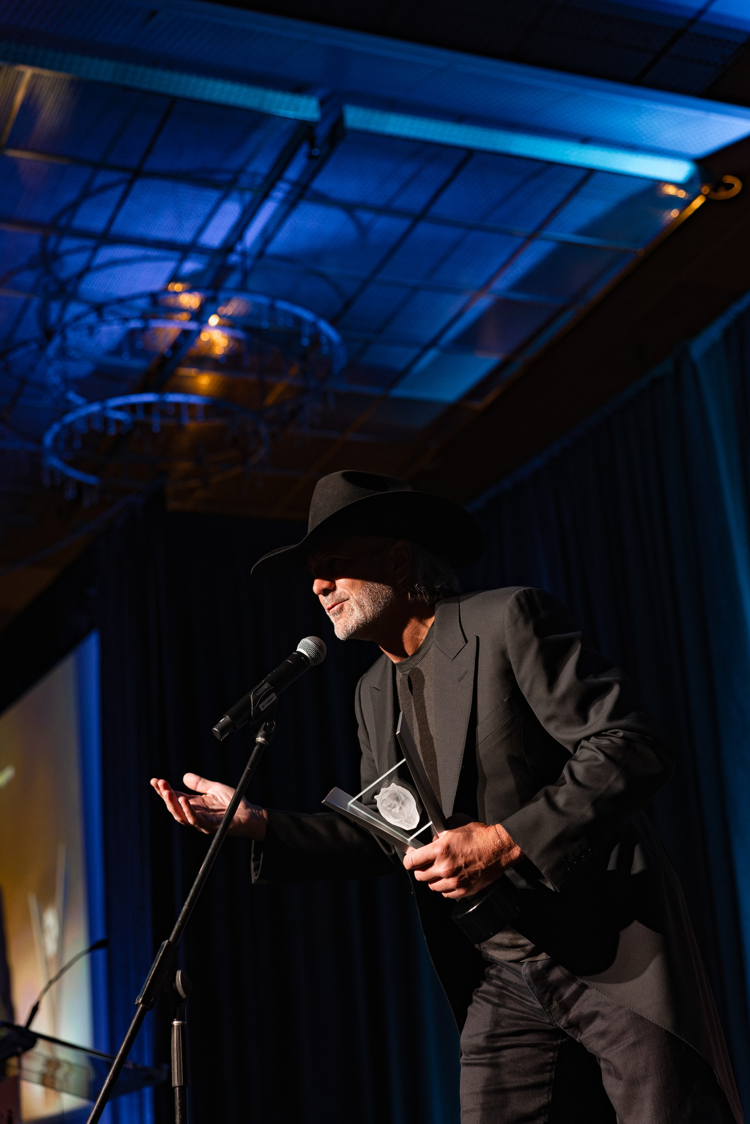 Event photographer in Vancouver Burnaby BC. Ivan Skufinsky — wedding and family photographer in Vancouver