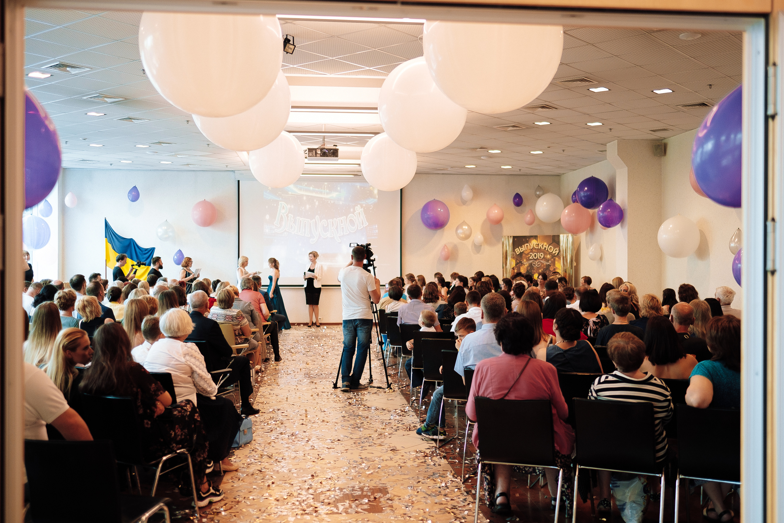 Выпускной 153 Гимназия. Ivan Skufinsky — wedding and family photographer in Vancouver