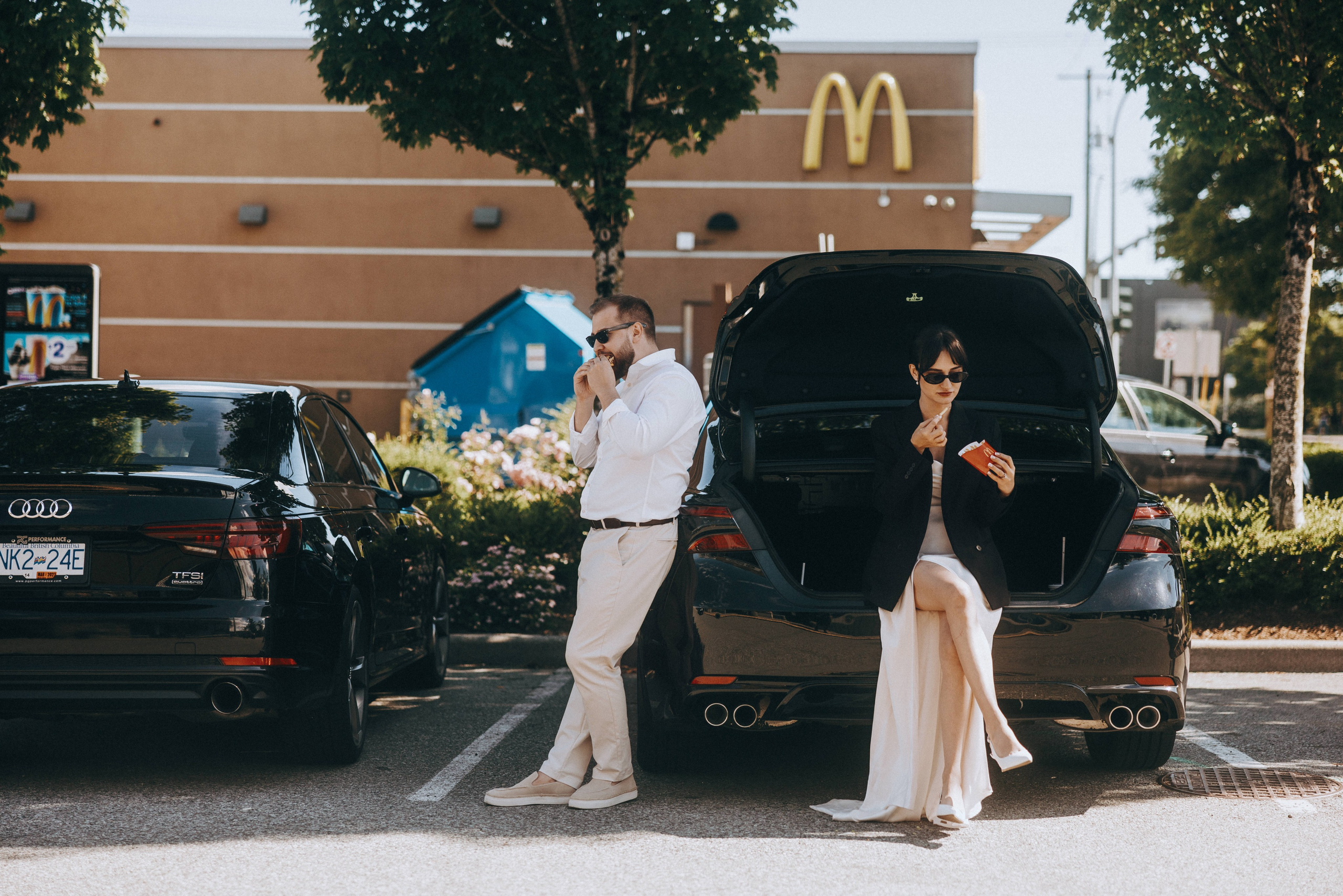 Sky-High Love: Stunning Vancouver Mountain Wedding Shoot by Helicopter. Ivan Skufinsky — wedding and family photographer in Vancouver