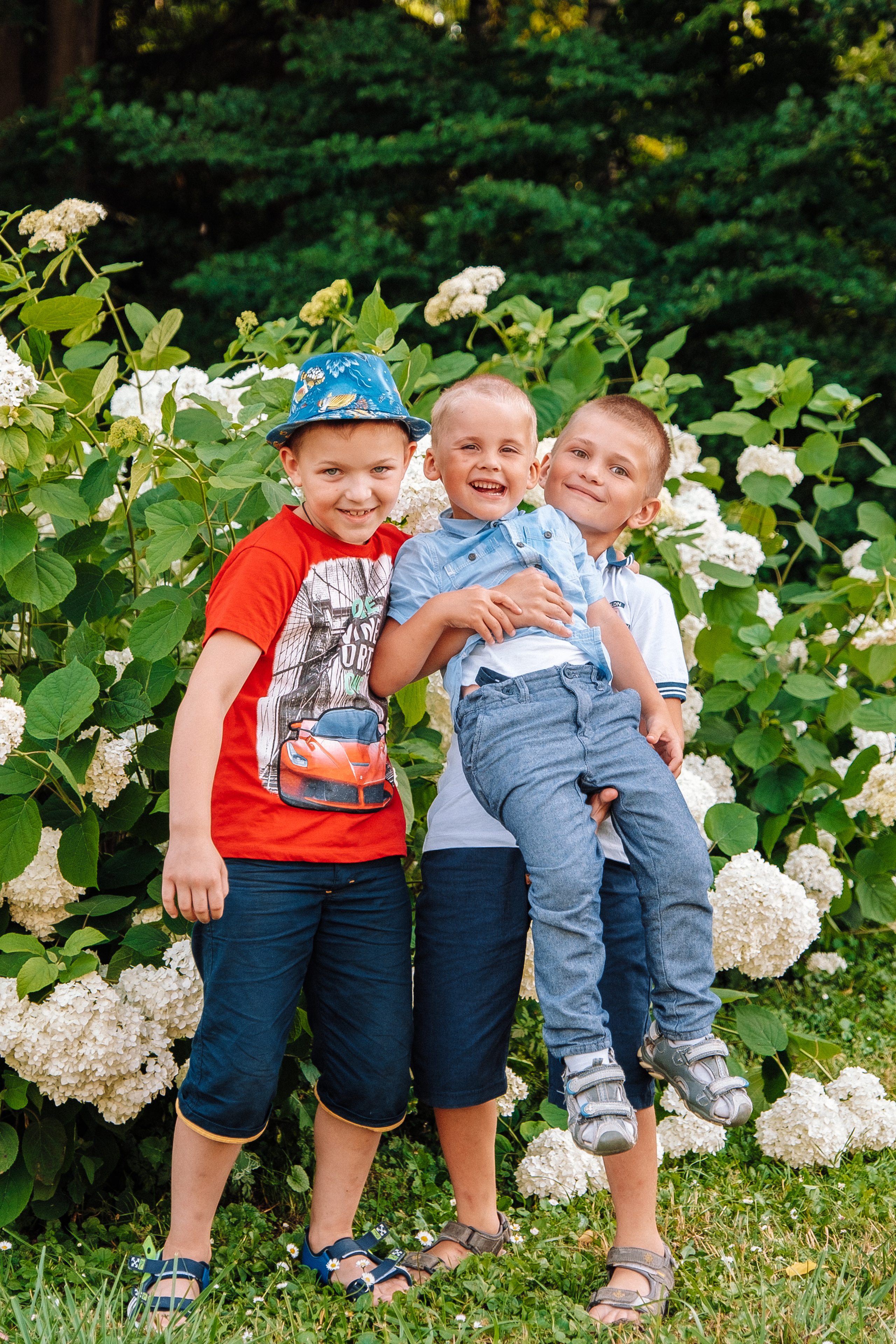 Выпускной школа номер 3. Хмельник. Ivan Skufinsky — wedding and family photographer in Vancouver