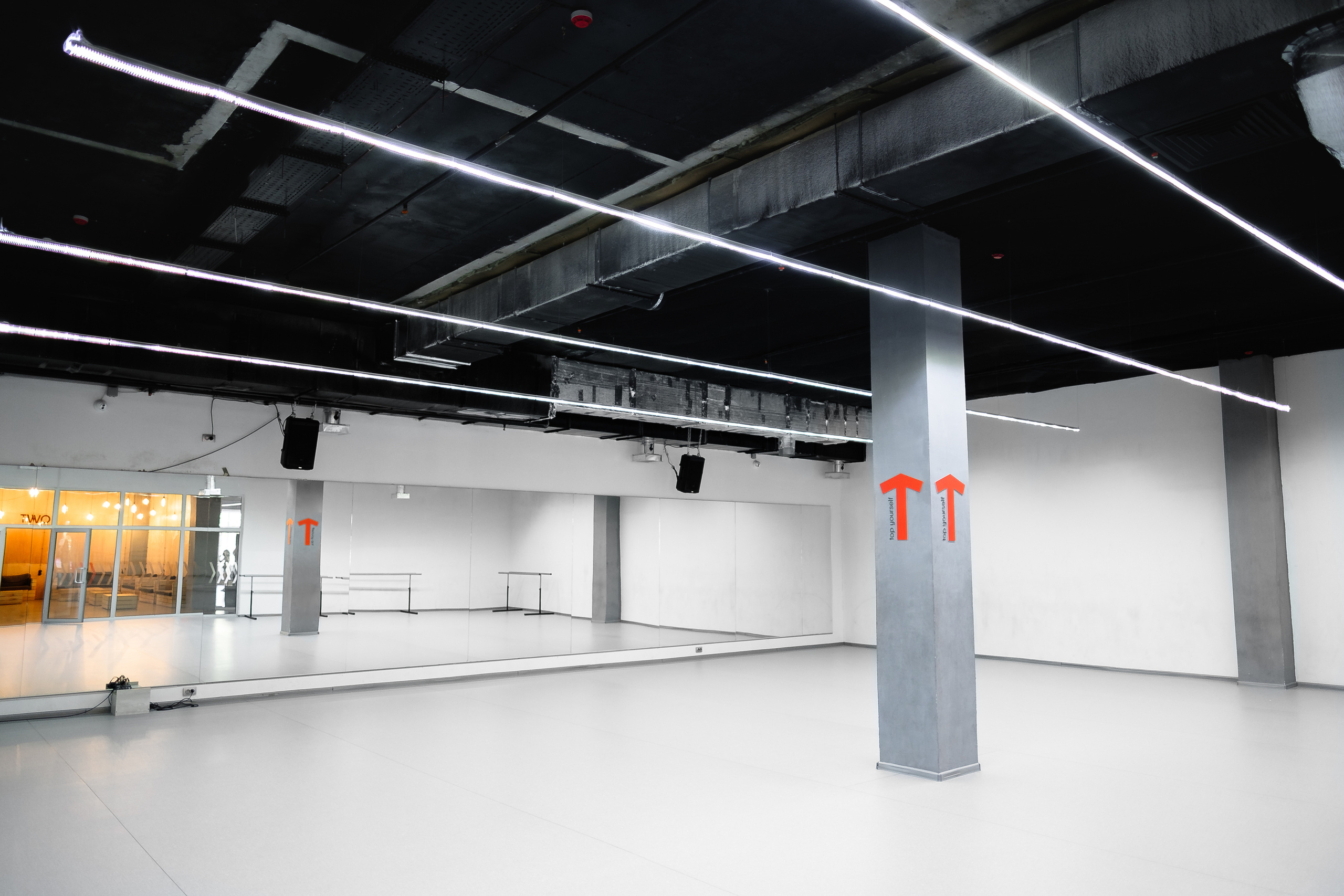 TOPone. Ivan Skufinsky — wedding and family photographer in Vancouver