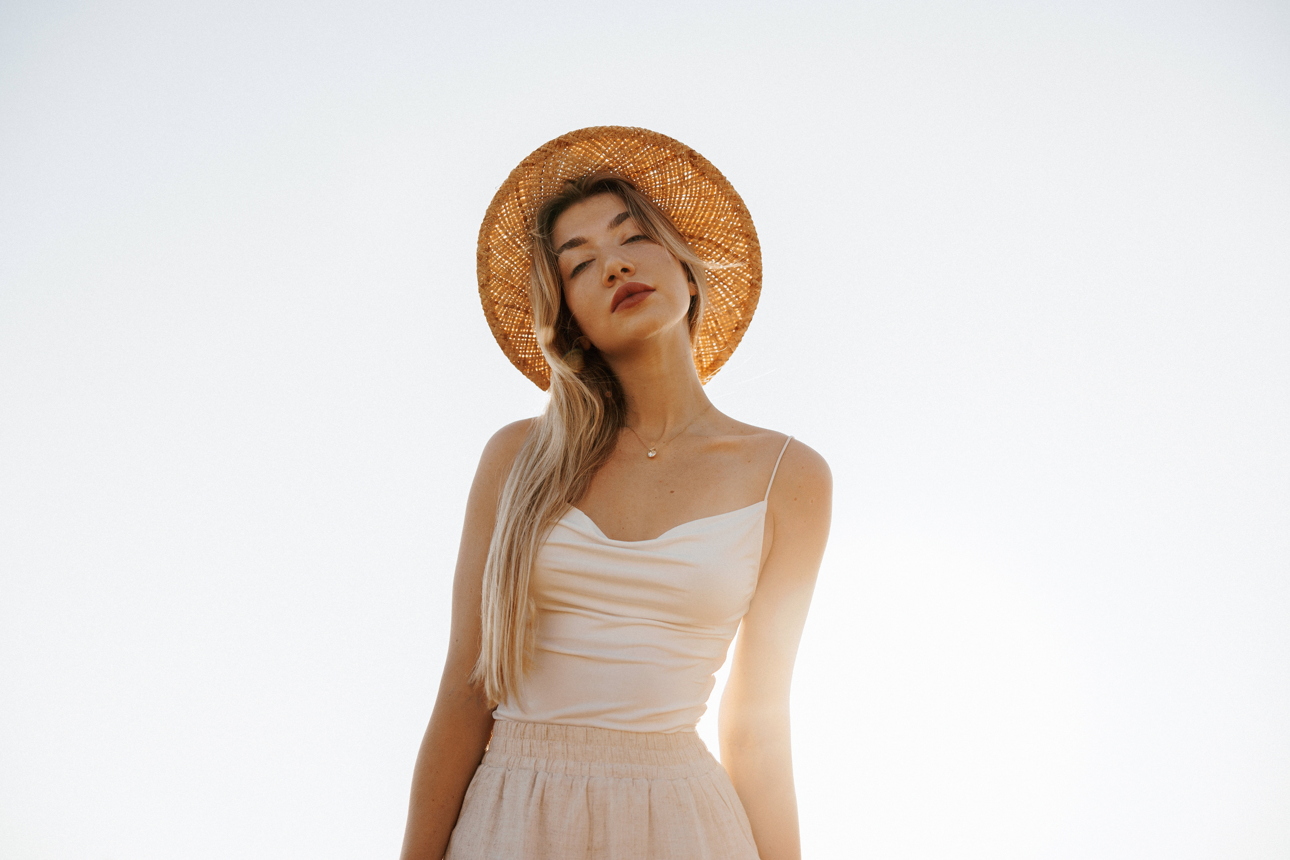 Masha Zhuuuk. Sunset Sea. Ivan Skufinsky — wedding and family photographer in Vancouver