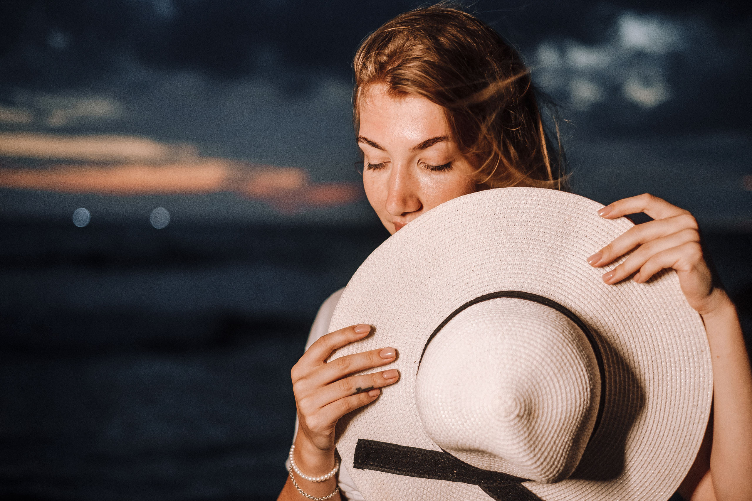 Maria Zhuk — Bentota. Ivan Skufinsky — wedding and family photographer in Vancouver