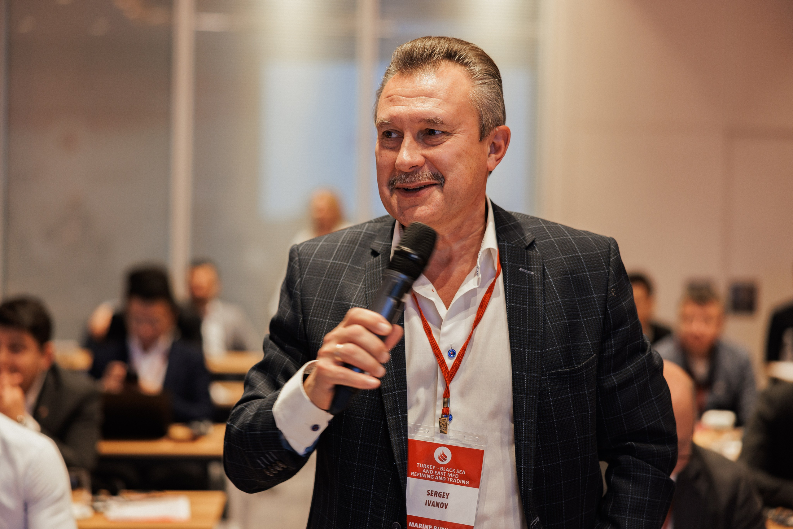 EXECUTIVE RETREAT Izmir Confidence Information Services. Ivan Skufinsky — wedding and family photographer in Vancouver