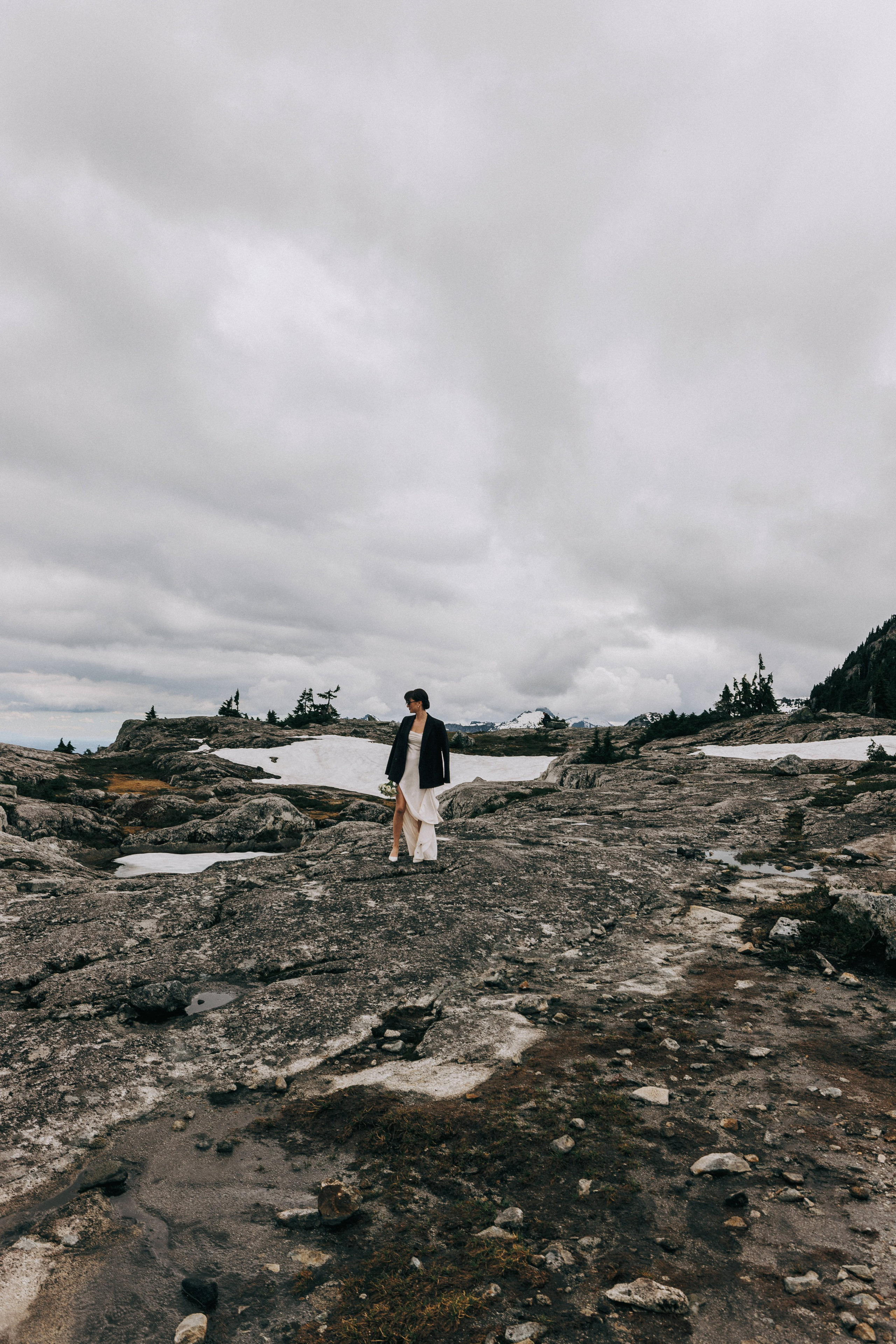 Sky-High Love: Stunning Vancouver Mountain Wedding Shoot by Helicopter. Ivan Skufinsky — wedding and family photographer in Vancouver