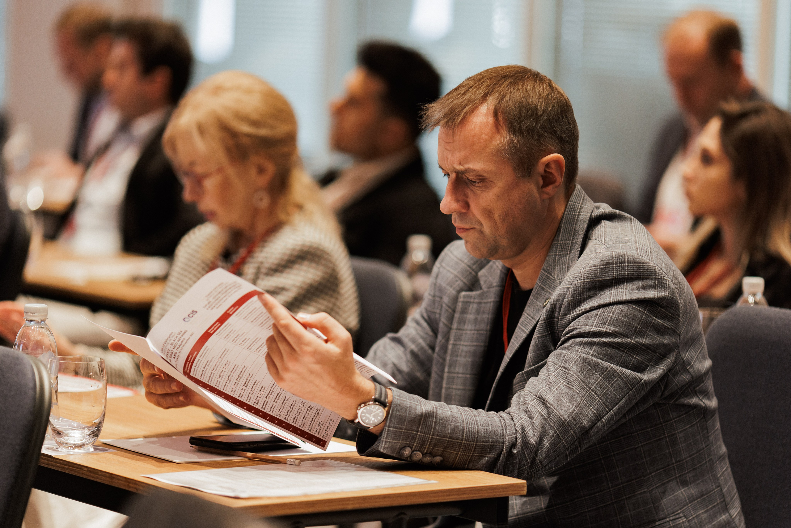 EXECUTIVE RETREAT Izmir Confidence Information Services. Ivan Skufinsky — wedding and family photographer in Vancouver