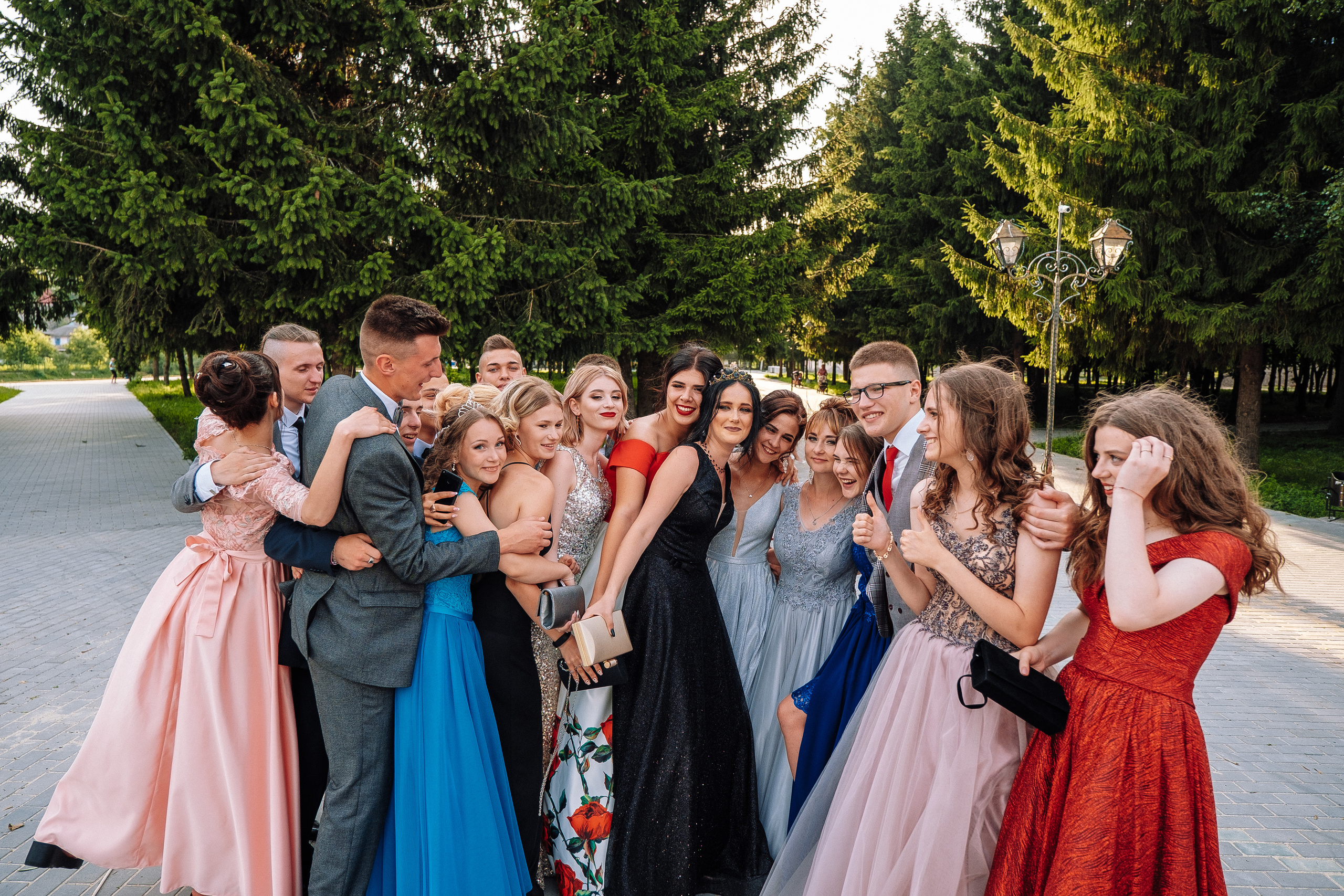 Выпускной школа номер 3. Хмельник. Ivan Skufinsky — wedding and family photographer in Vancouver