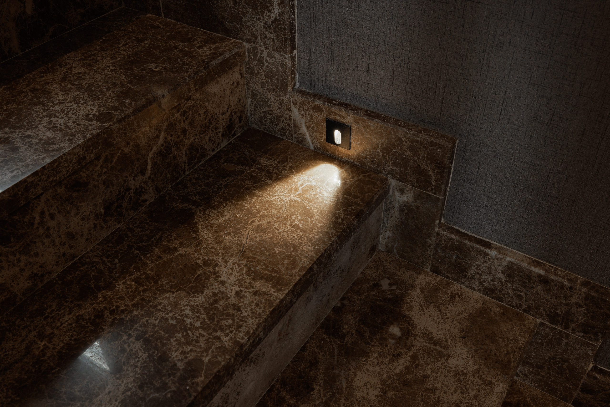 Real estate photographer in Vancouver Burnaby Richmond. Ivan Skufinsky — wedding and family photographer in Vancouver