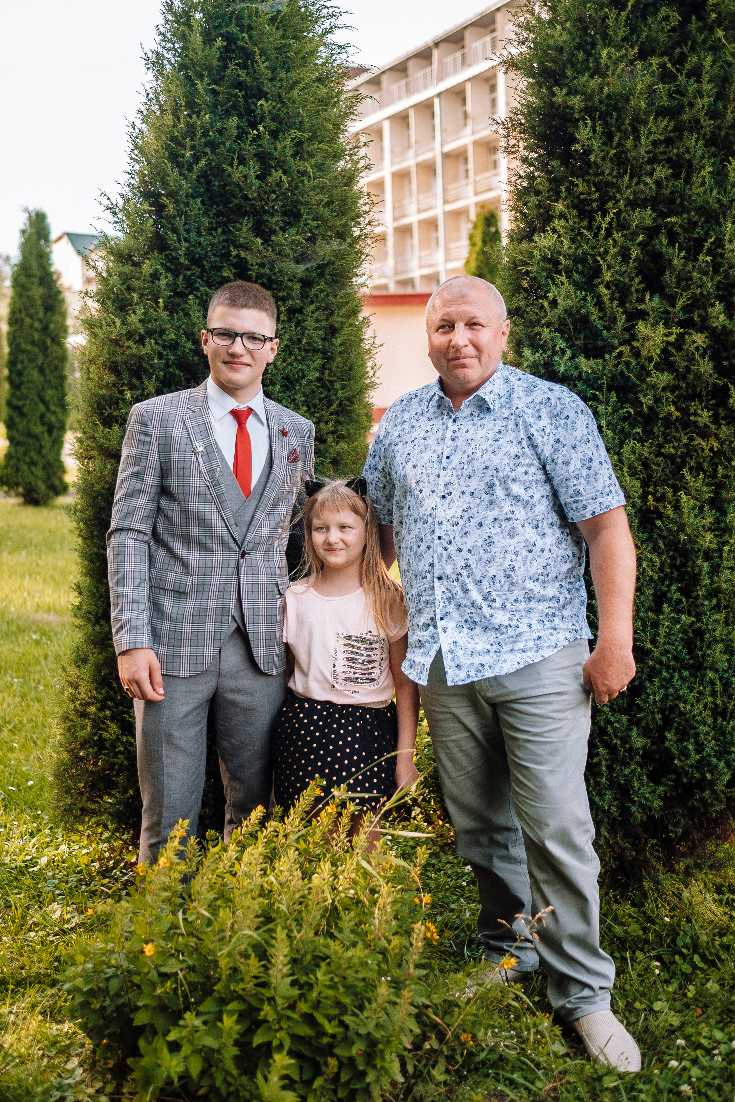 Выпускной школа номер 3. Хмельник. Ivan Skufinsky — wedding and family photographer in Vancouver