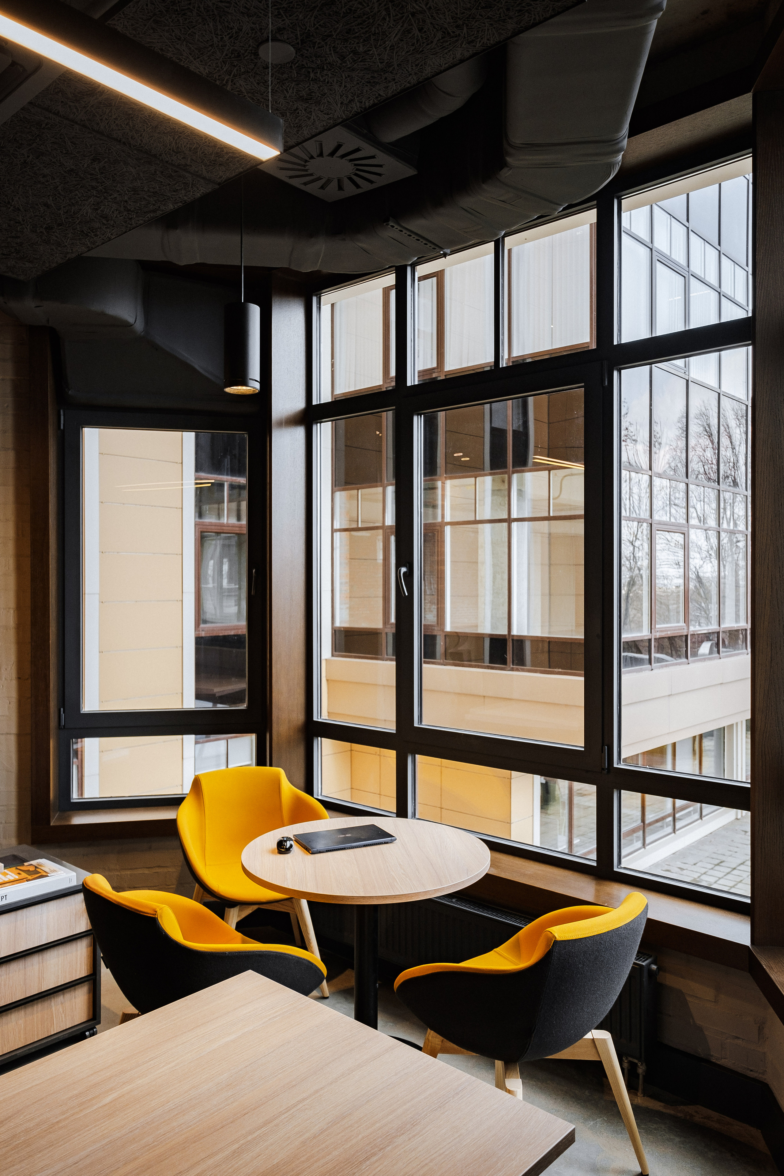 МACNAVI. Ivan Skufinsky — wedding and family photographer in Vancouver