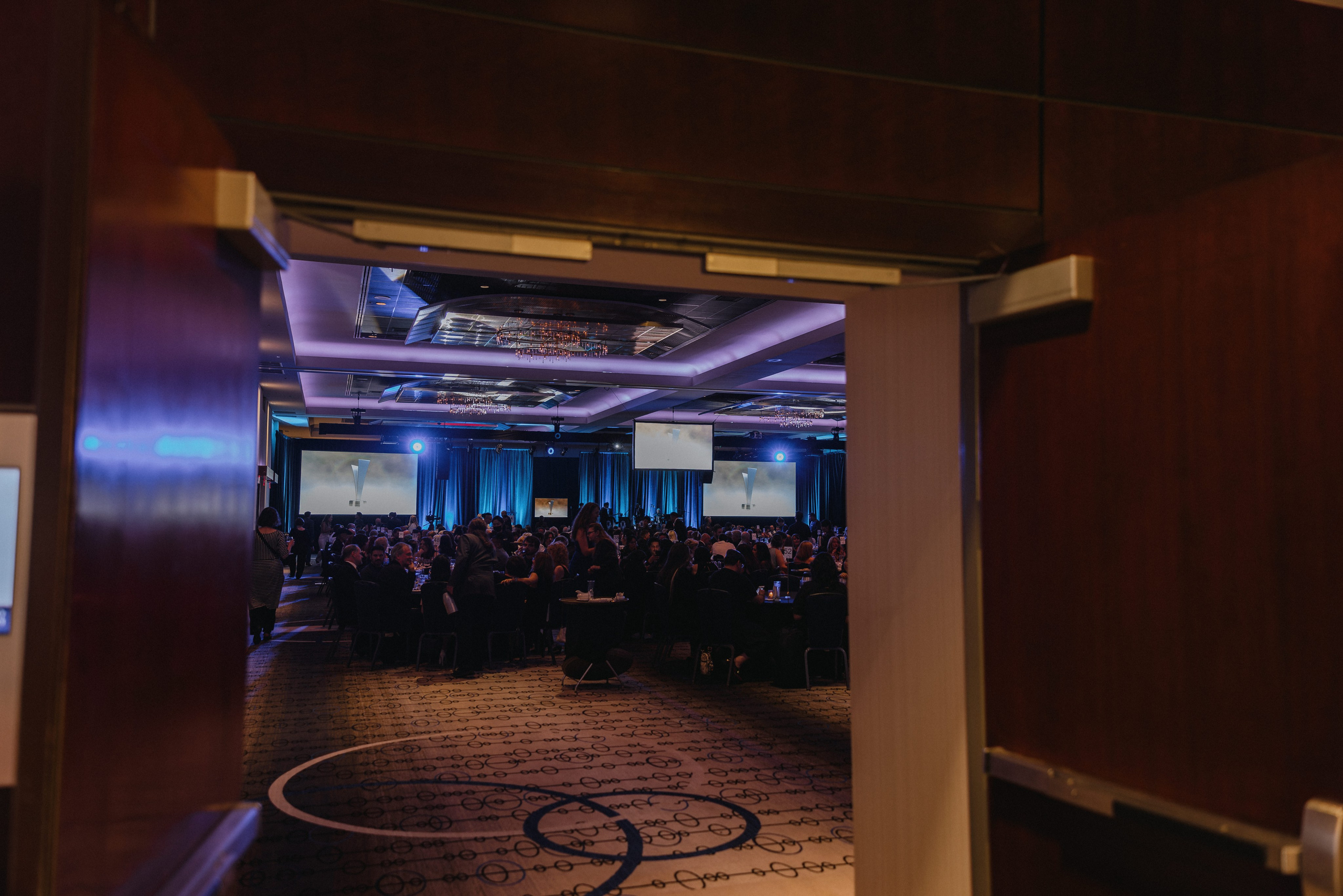 Event photographer in Vancouver Burnaby BC. Ivan Skufinsky — wedding and family photographer in Vancouver