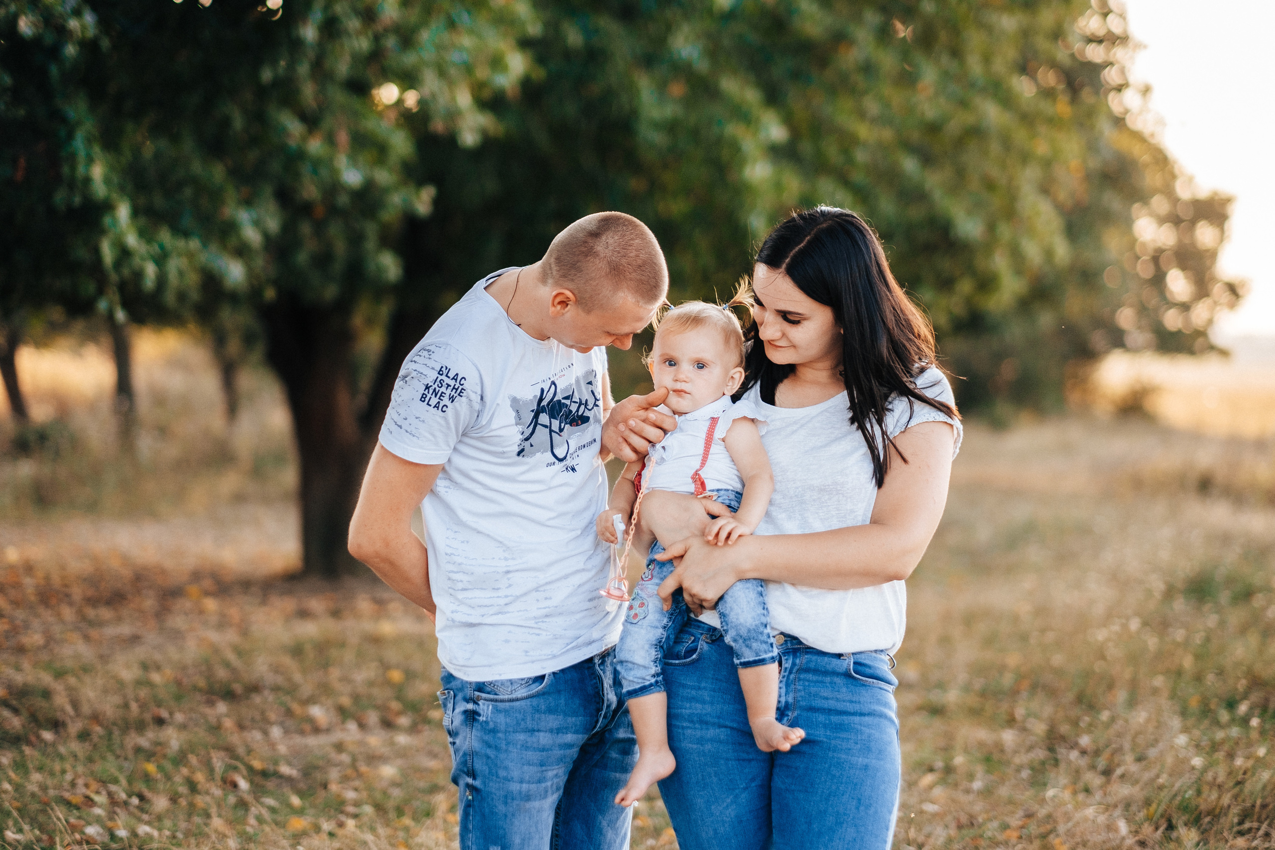 FamilyStory 1year (Lilia Sergey Maria). Ivan Skufinsky — wedding and family photographer in Vancouver