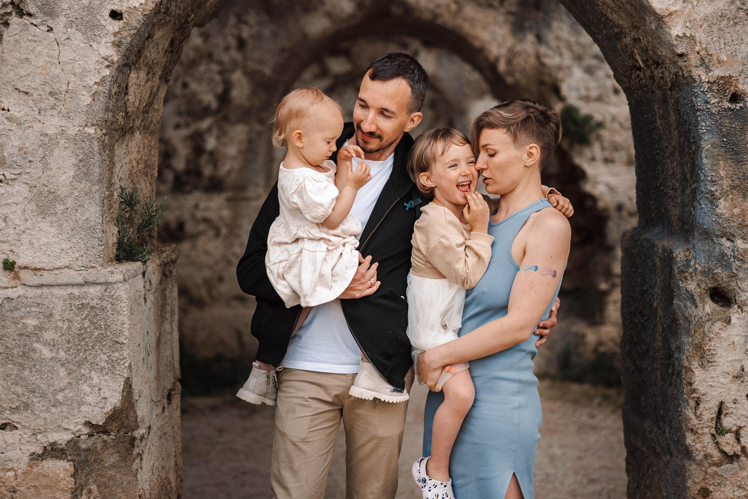 Семейная фотосессия в Ванкувере БС, Family photo session in Vancouver. Ivan Skufinsky — wedding and family photographer in Vancouver